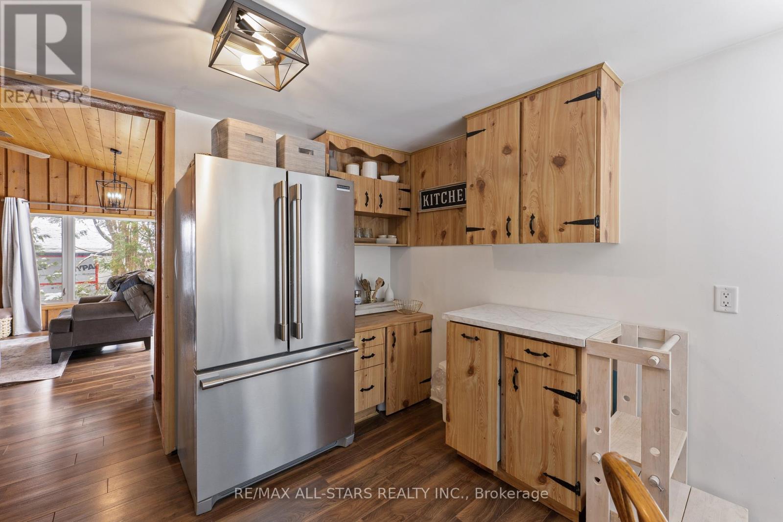 393 Hillside Drive, Kawartha Lakes, Ontario  K0M 1C0 - Photo 13 - X12908596
