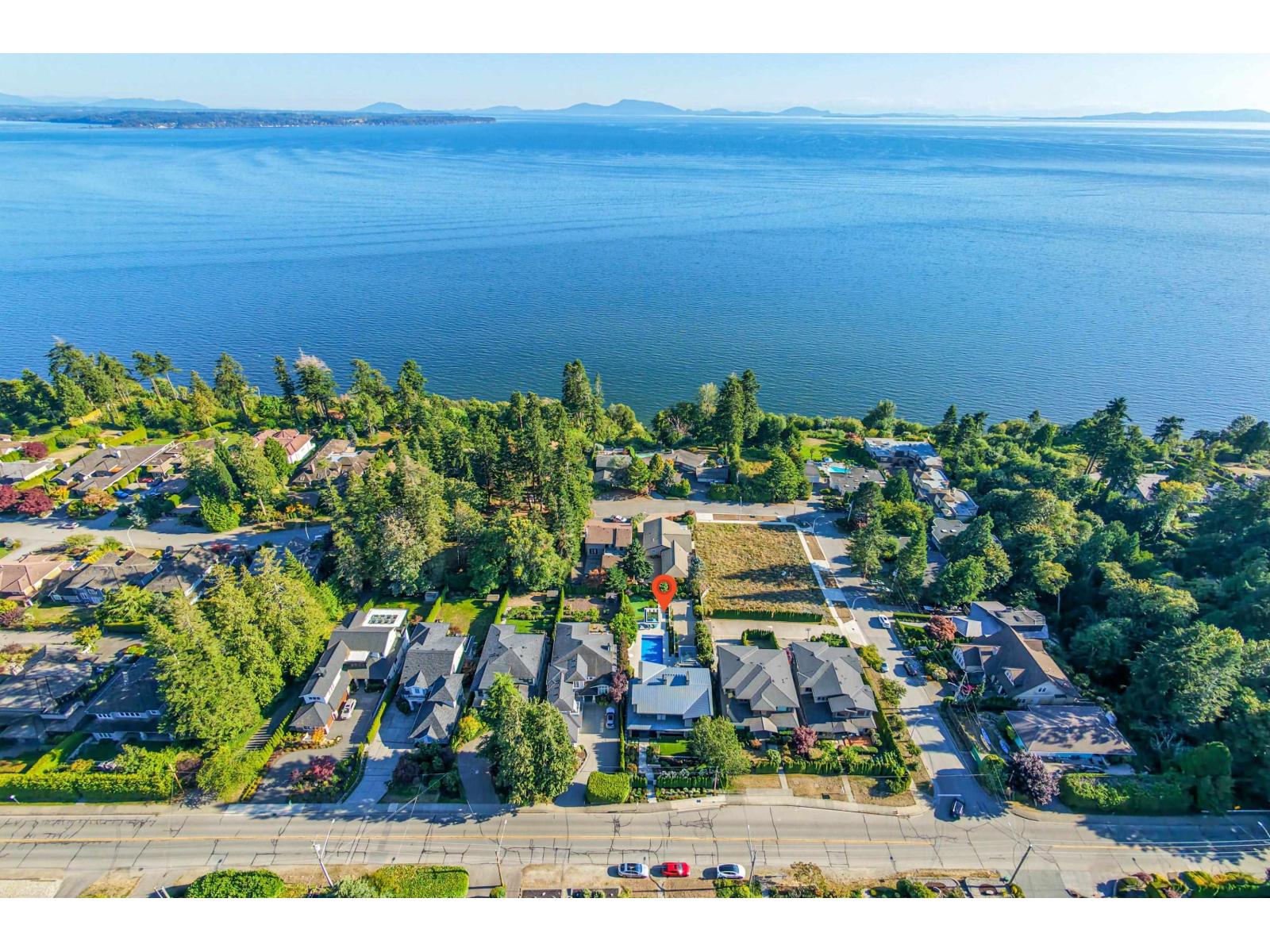 13386 Marine Drive, Surrey, British Columbia  V4A 1G2 - Photo 4 - R3155701