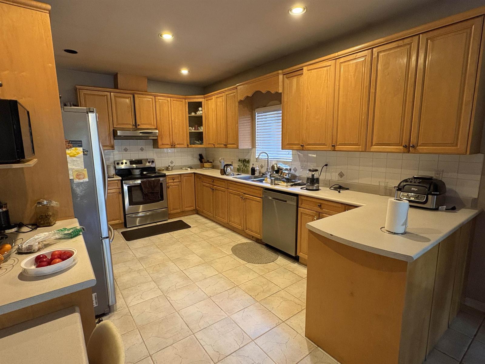 7719 147a Street, Surrey, British Columbia  V3S 8Z4 - Photo 8 - R3155433