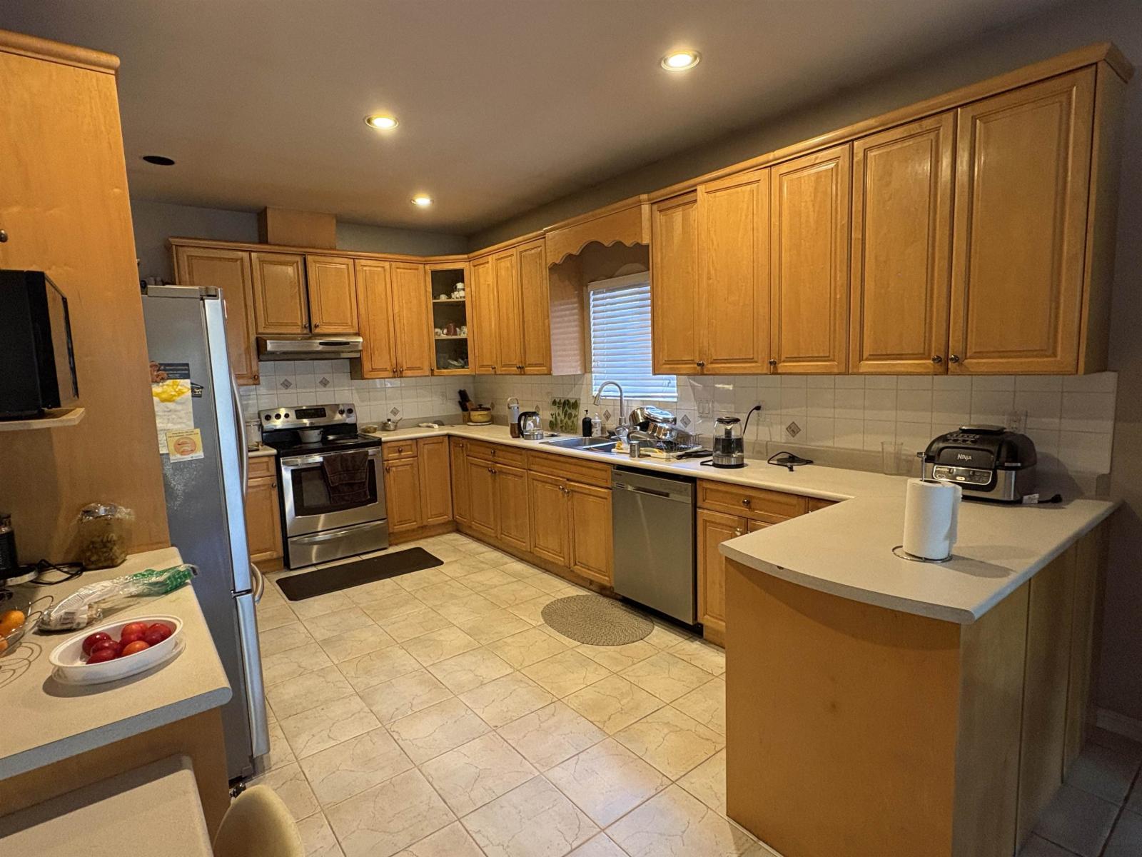 7719 147a Street, Surrey, British Columbia  V3S 8Z4 - Photo 9 - R3155433