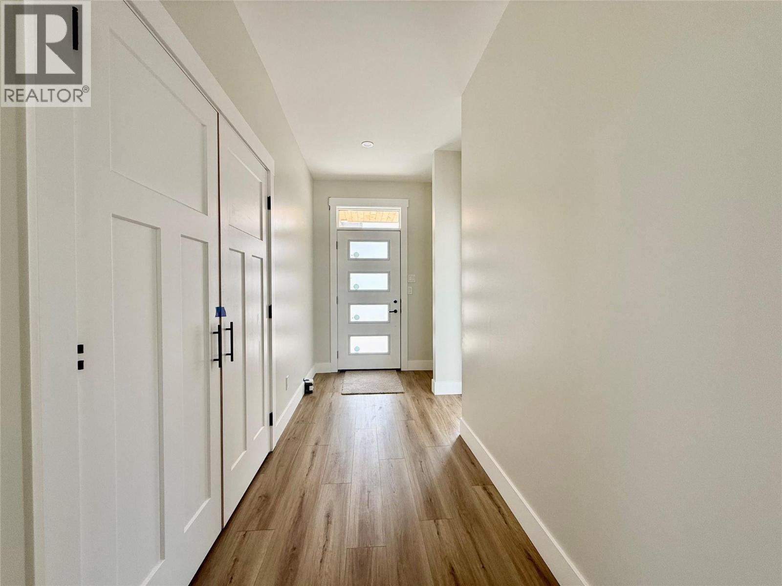 1814 Foxwood Trail, Windermere, British Columbia  V0B 2L2 - Photo 2 - 10396447