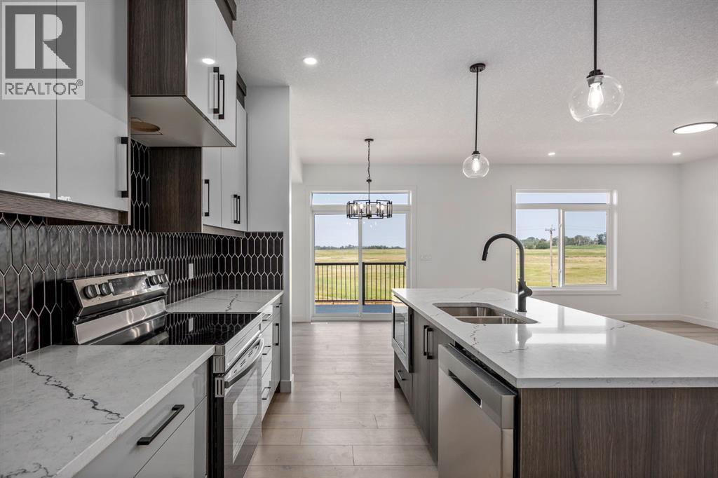 140 Lakewood Crescent, Strathmore, Alberta  T1P 0G6 - Photo 6 - A2334901