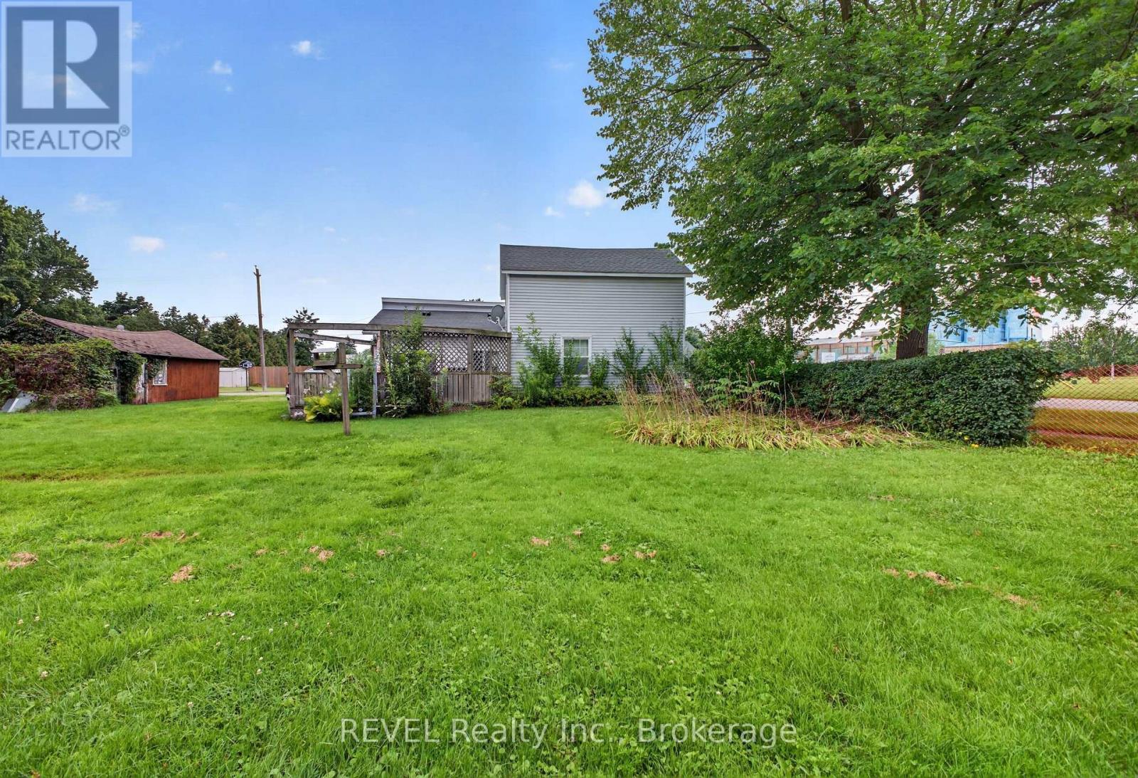 3976 Chippawa Parkway, Niagara Falls, Ontario  L2G 6E3 - Photo 10 - X13680282