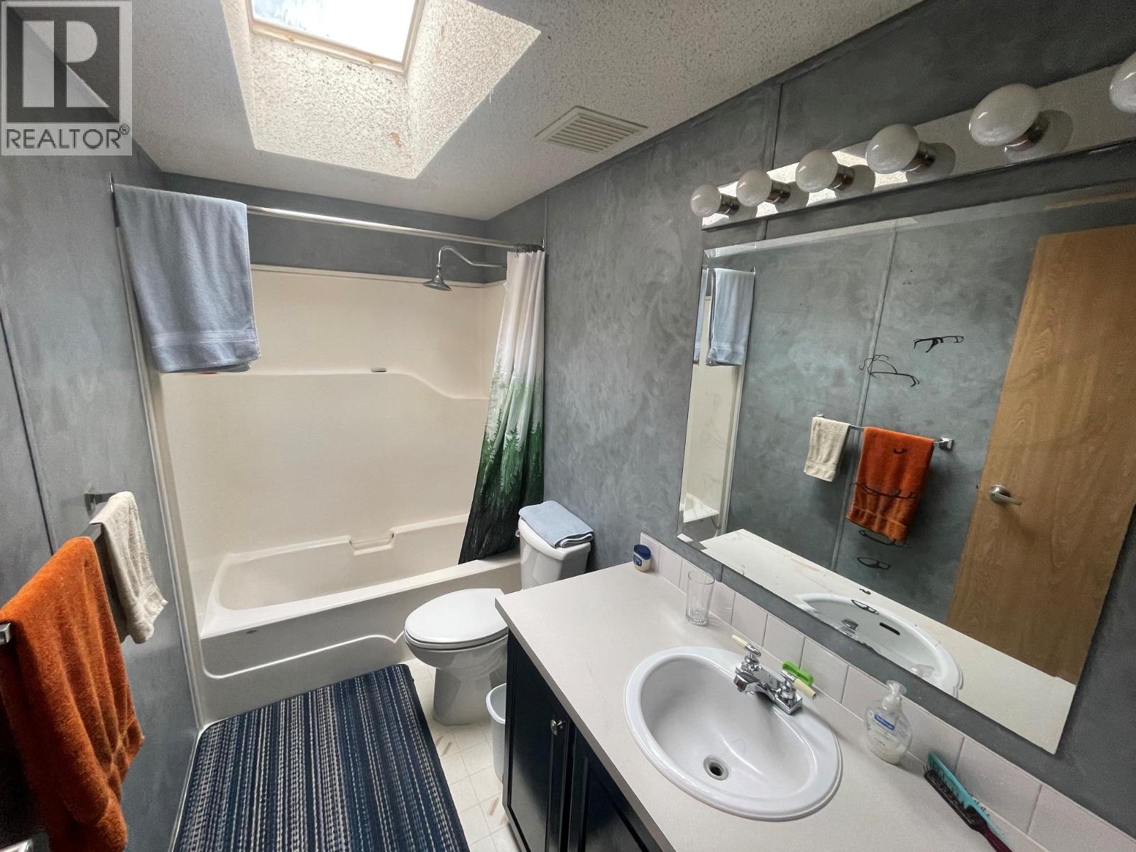 765 3 Highway, Grand Forks, British Columbia  V0H 1H0 - Photo 22 - 10397830