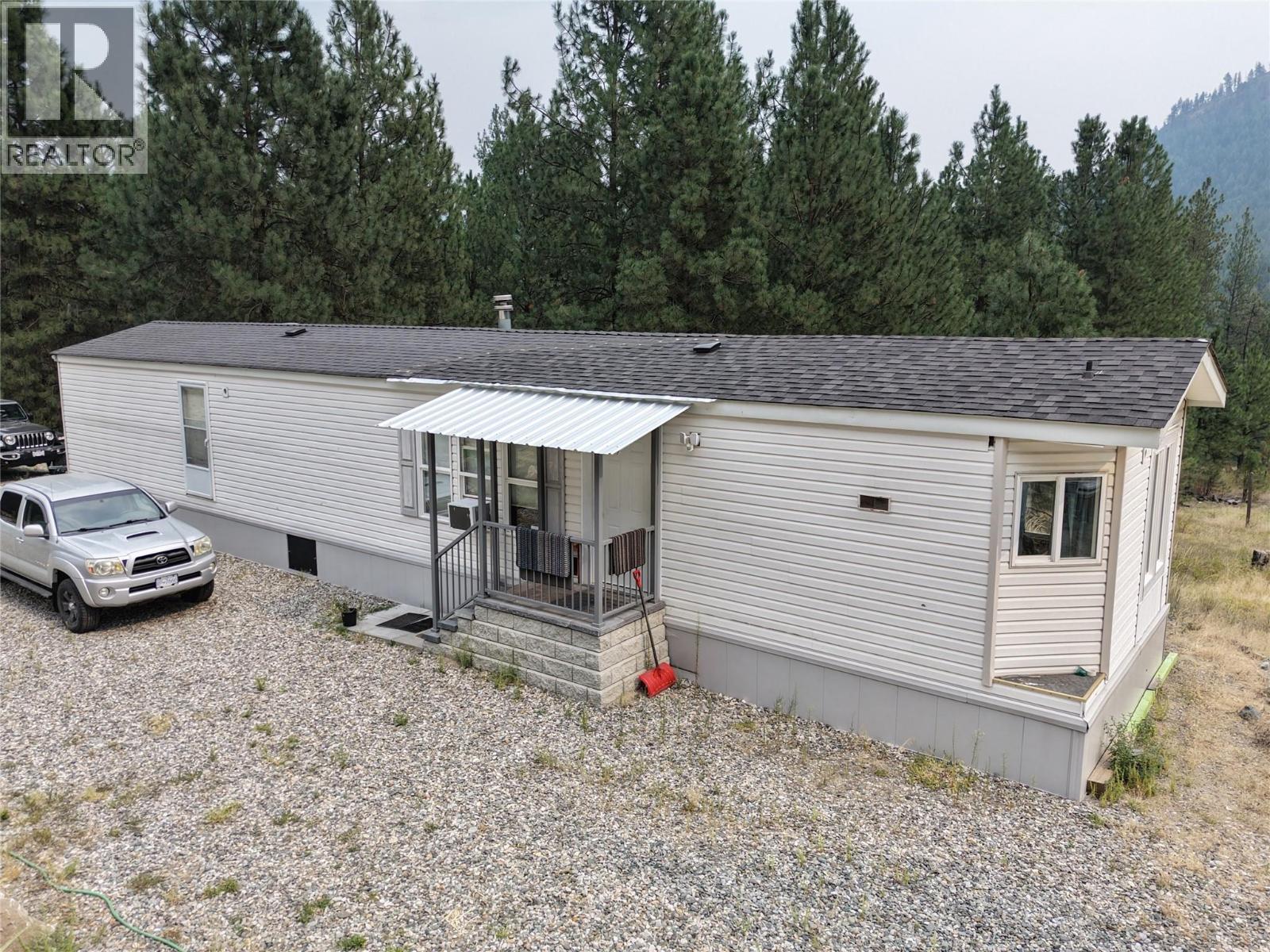 765 3 Highway, Grand Forks, British Columbia  V0H 1H0 - Photo 3 - 10397830