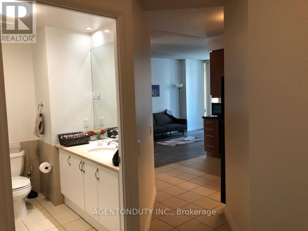 701 - 1121 Bay Street, Toronto, Ontario  M5S 3L9 - Photo 13 - C13680280