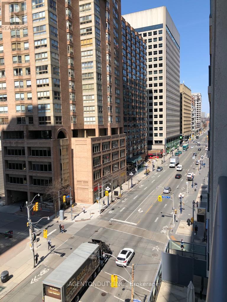 701 - 1121 Bay Street, Toronto, Ontario  M5S 3L9 - Photo 21 - C13680280