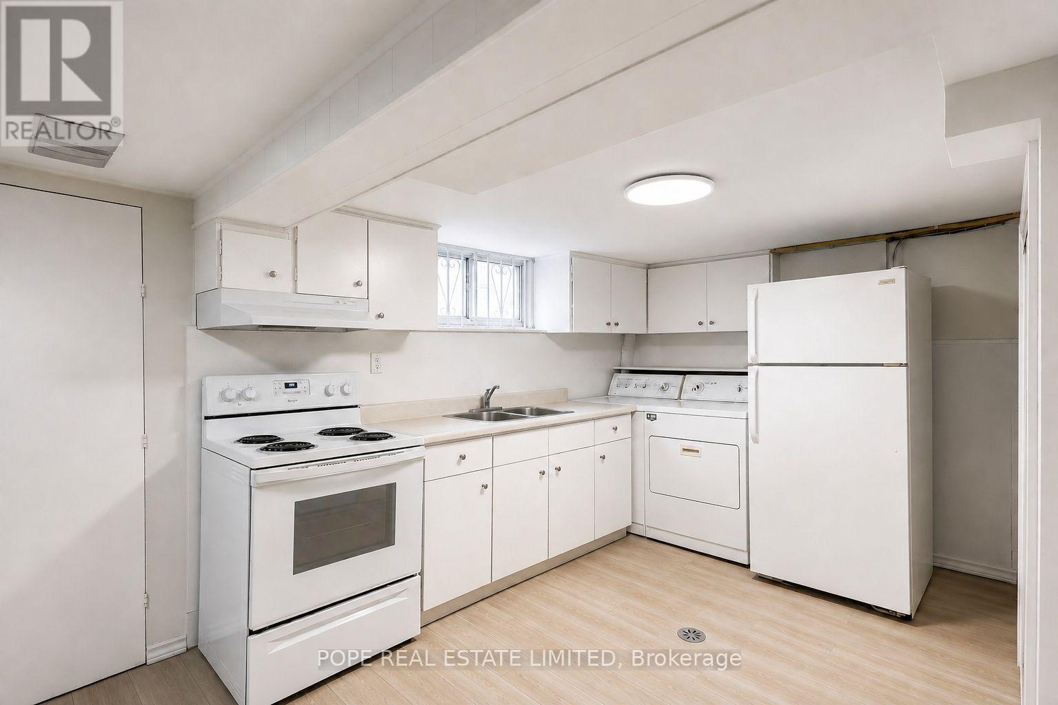 210 Donlands Avenue, Toronto, Ontario  M4J 3R1 - Photo 23 - E13680284