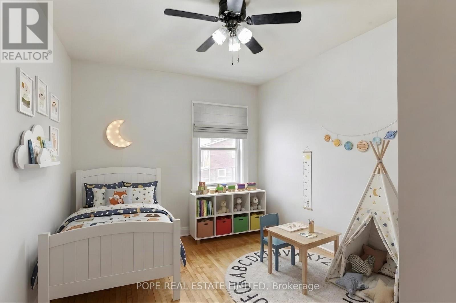210 Donlands Avenue, Toronto, Ontario  M4J 3R1 - Photo 7 - E13680284