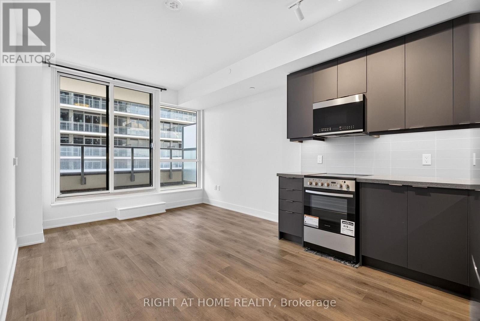 705 - 115 Nipissing Road, Milton, Ontario  L9T 1R3 - Photo 6 - W13680272