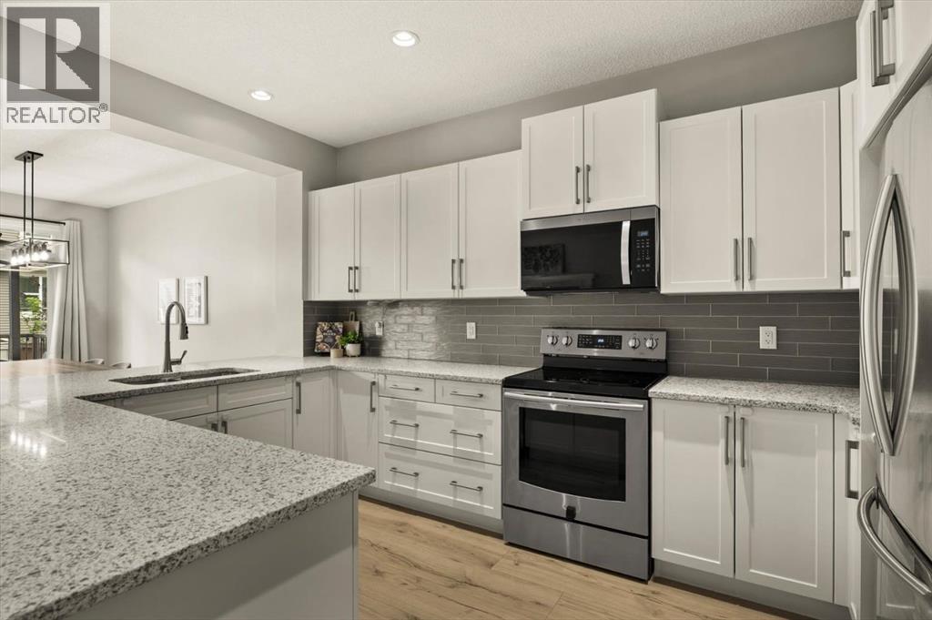 413 Kings Heights Drive SE, Airdrie, Alberta  T4A 0S2 - Photo 8 - A2337035