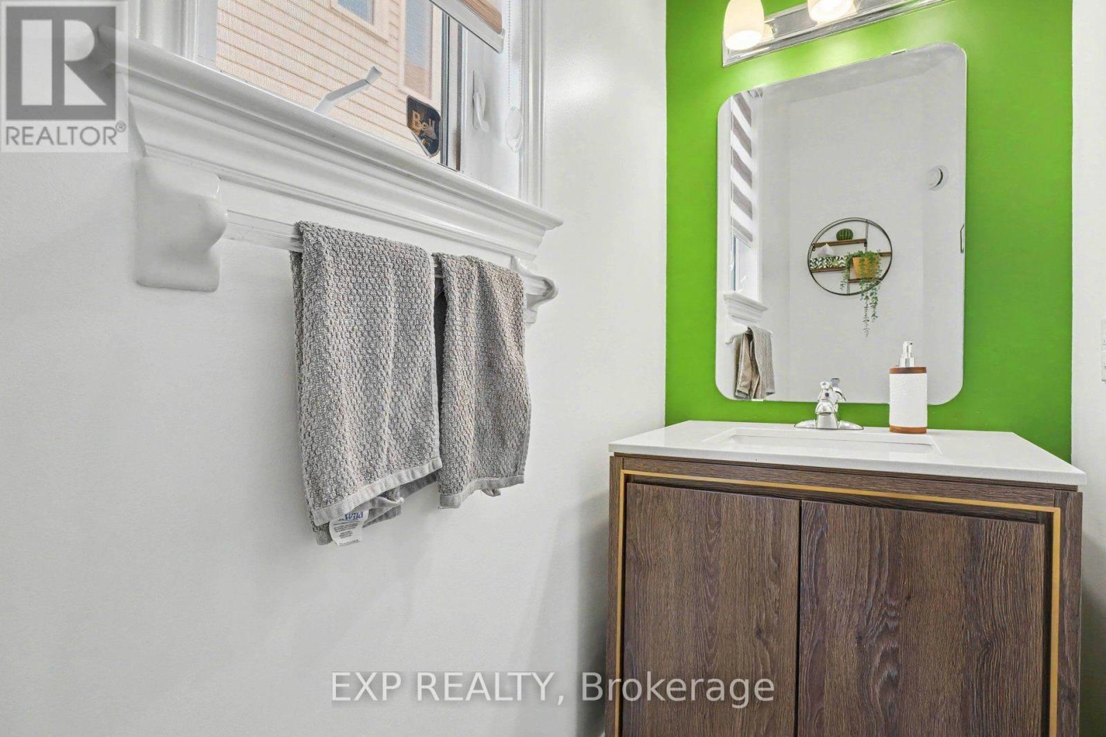 897 Bunchberry Way, Ottawa, Ontario  K1T 3T8 - Photo 11 - X13680300