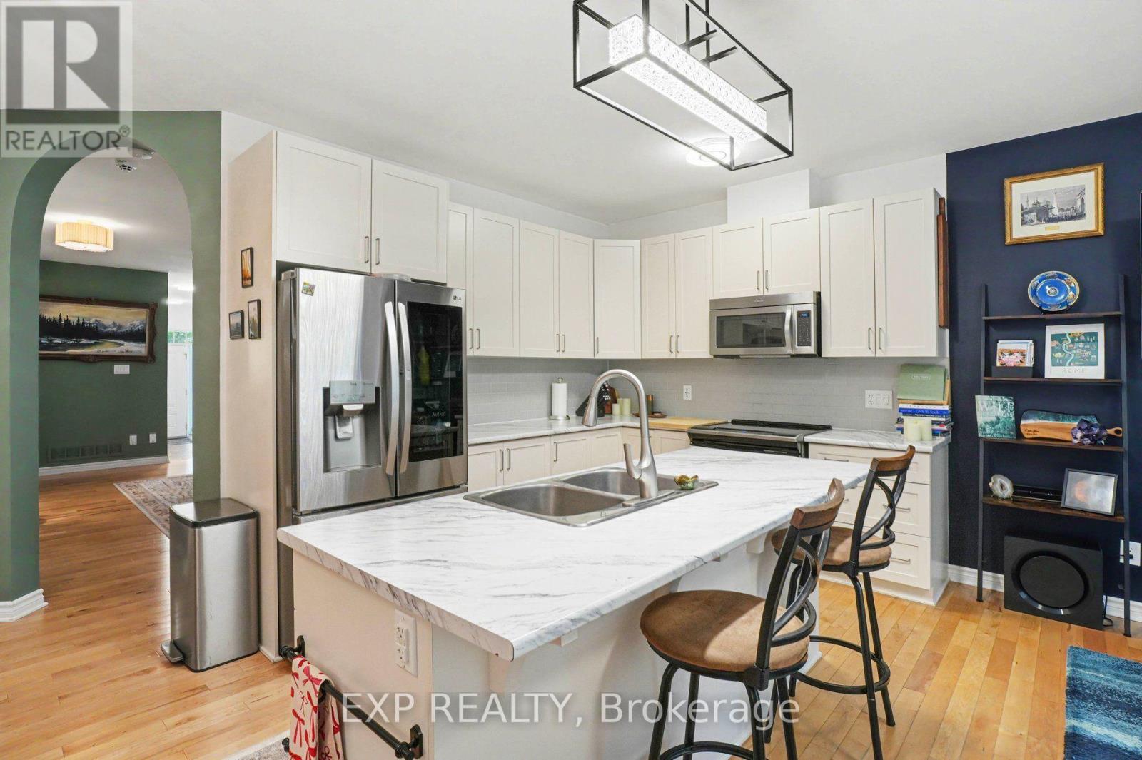 897 Bunchberry Way, Ottawa, Ontario  K1T 3T8 - Photo 8 - X13680300