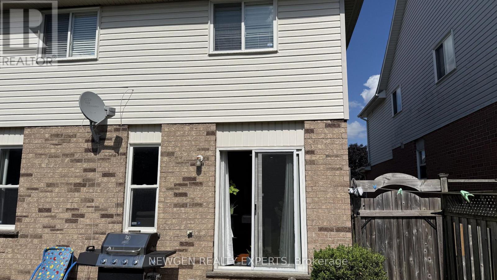 11 Berry Moss Street, Kitchener, Ontario  N2E 3V1 - Photo 16 - X13502034