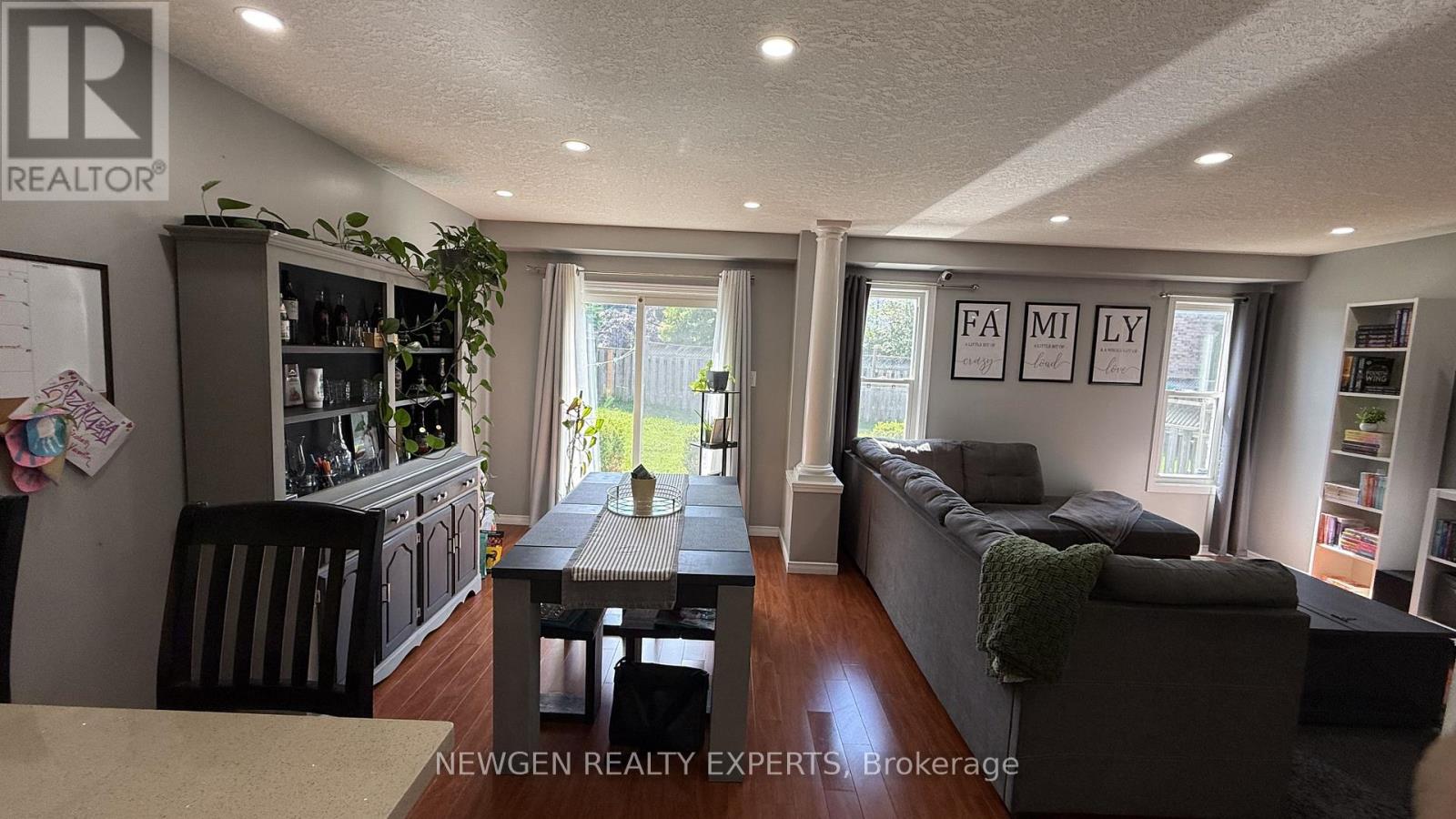 11 Berry Moss Street, Kitchener, Ontario  N2E 3V1 - Photo 8 - X13502034