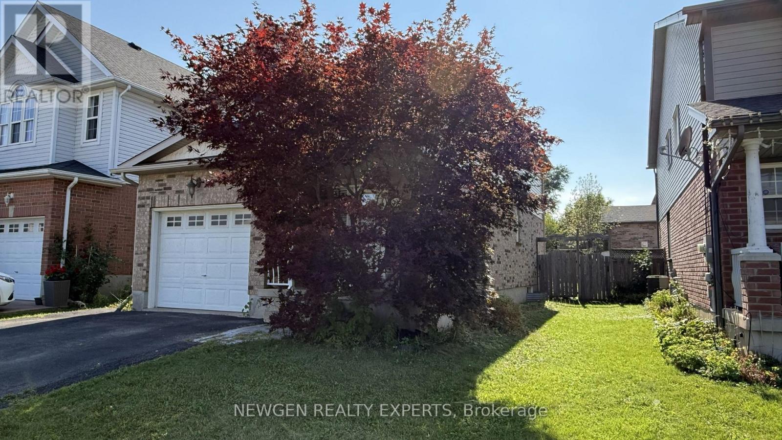 11 Berry Moss Street, Kitchener, Ontario  N2E 3V1 - Photo 3 - X13502034