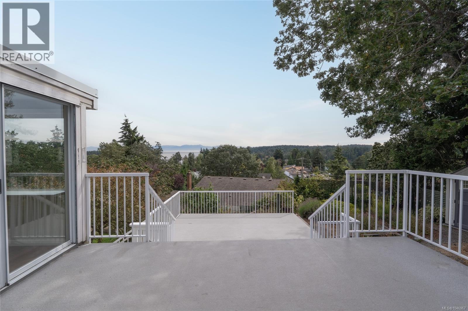 253/255 Heddle Ave, View Royal, British Columbia  V9B 1T9 - Photo 10 - 1046967