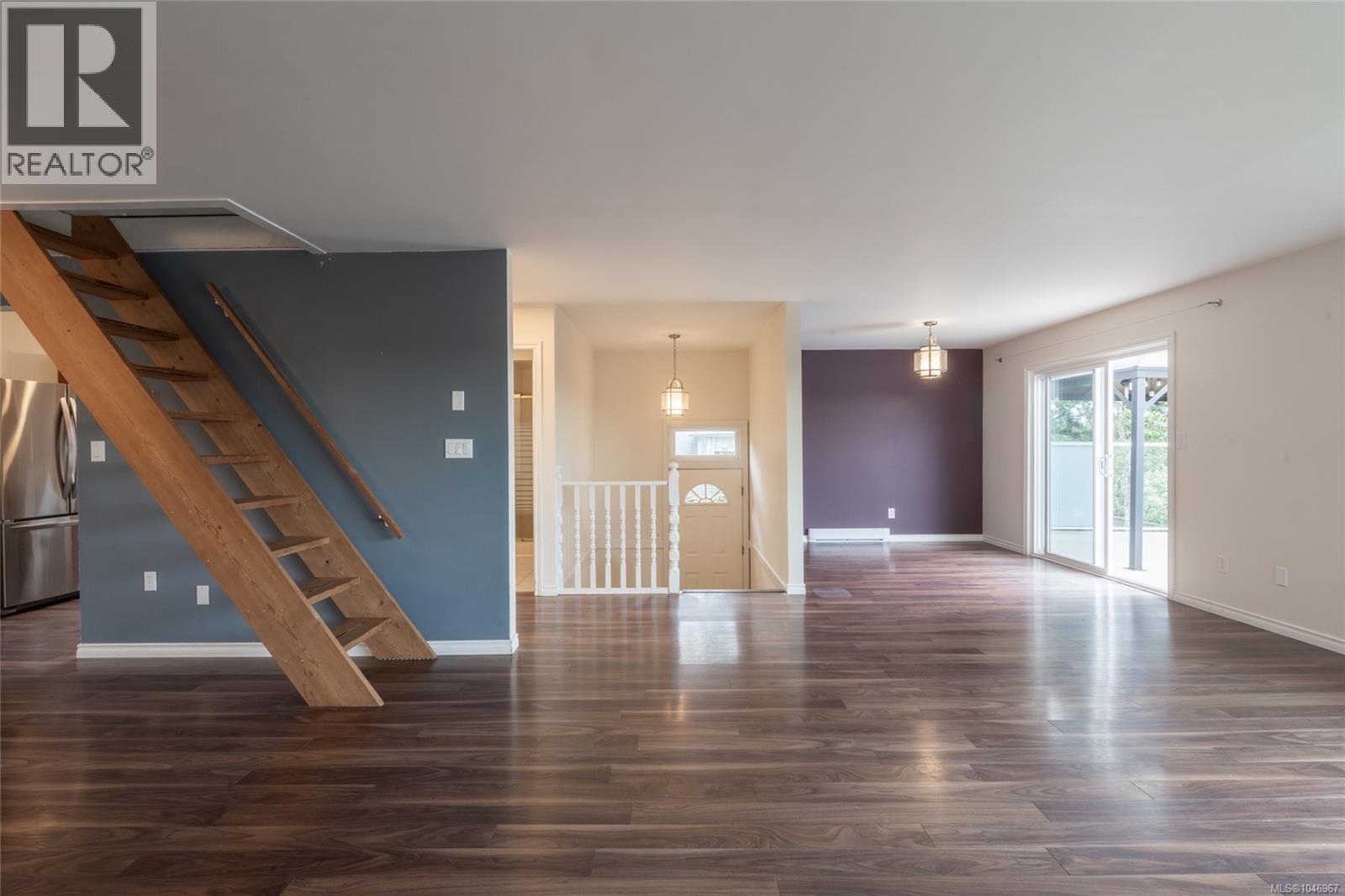 253/255 Heddle Ave, View Royal, British Columbia  V9B 1T9 - Photo 42 - 1046967