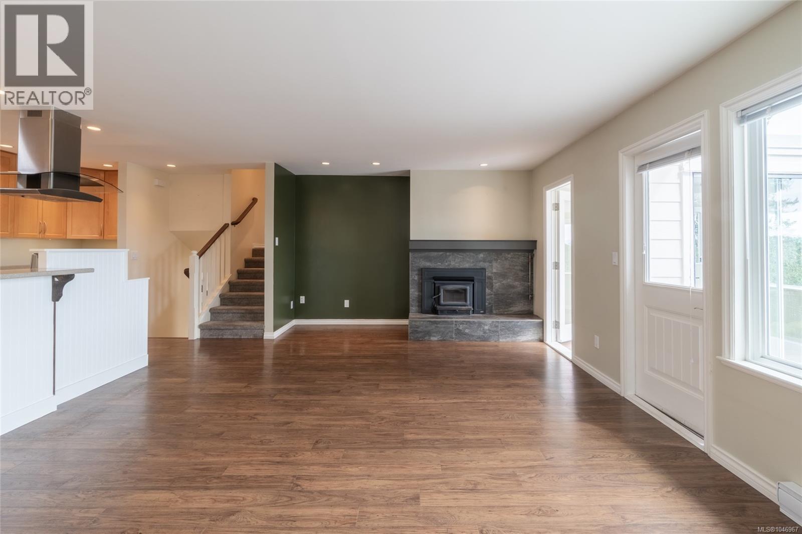 253/255 Heddle Ave, View Royal, British Columbia  V9B 1T9 - Photo 21 - 1046967