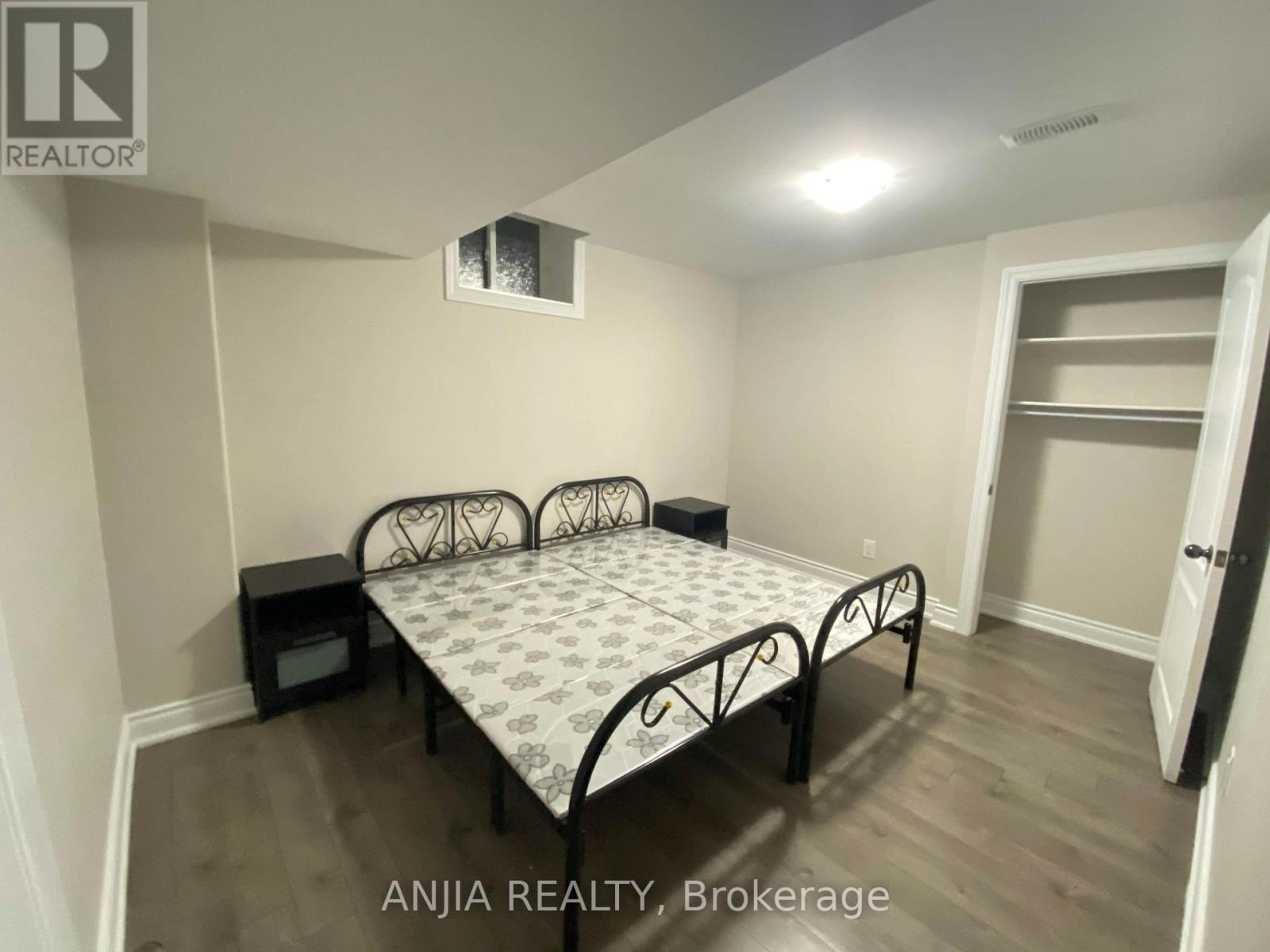 46 Rampart Drive, Brampton, Ontario  L6P 2Z1 - Photo 13 - W13680294