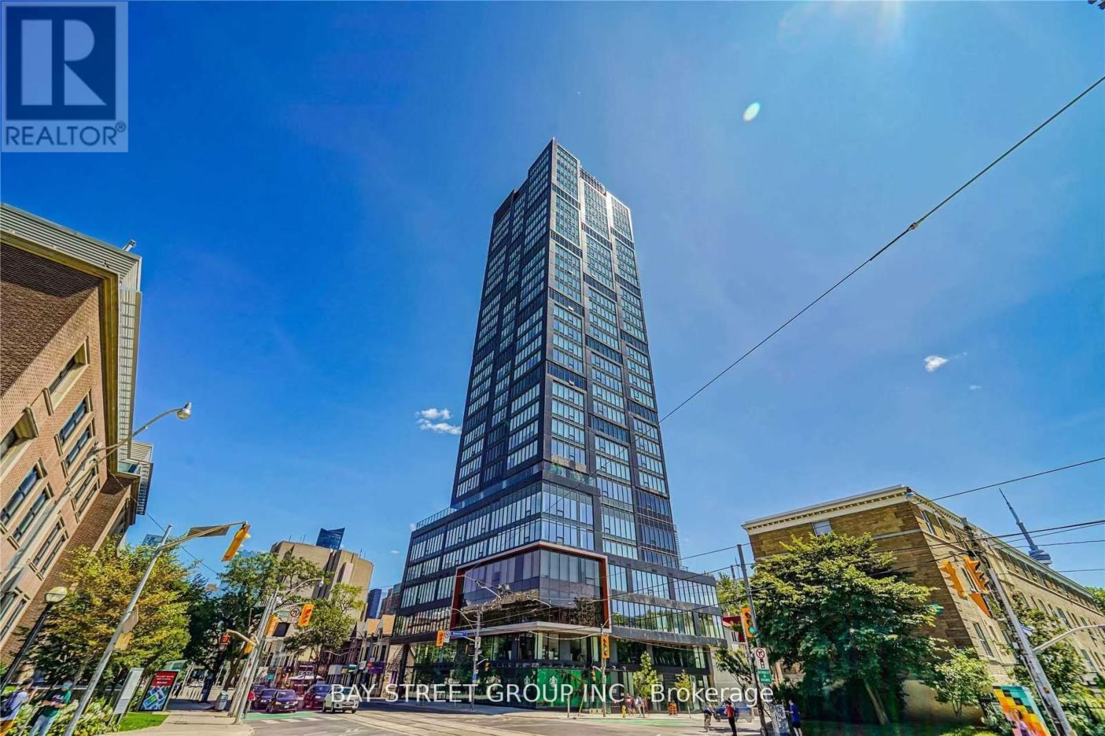 703 - 203 COLLEGE STREET, Toronto, Ontario