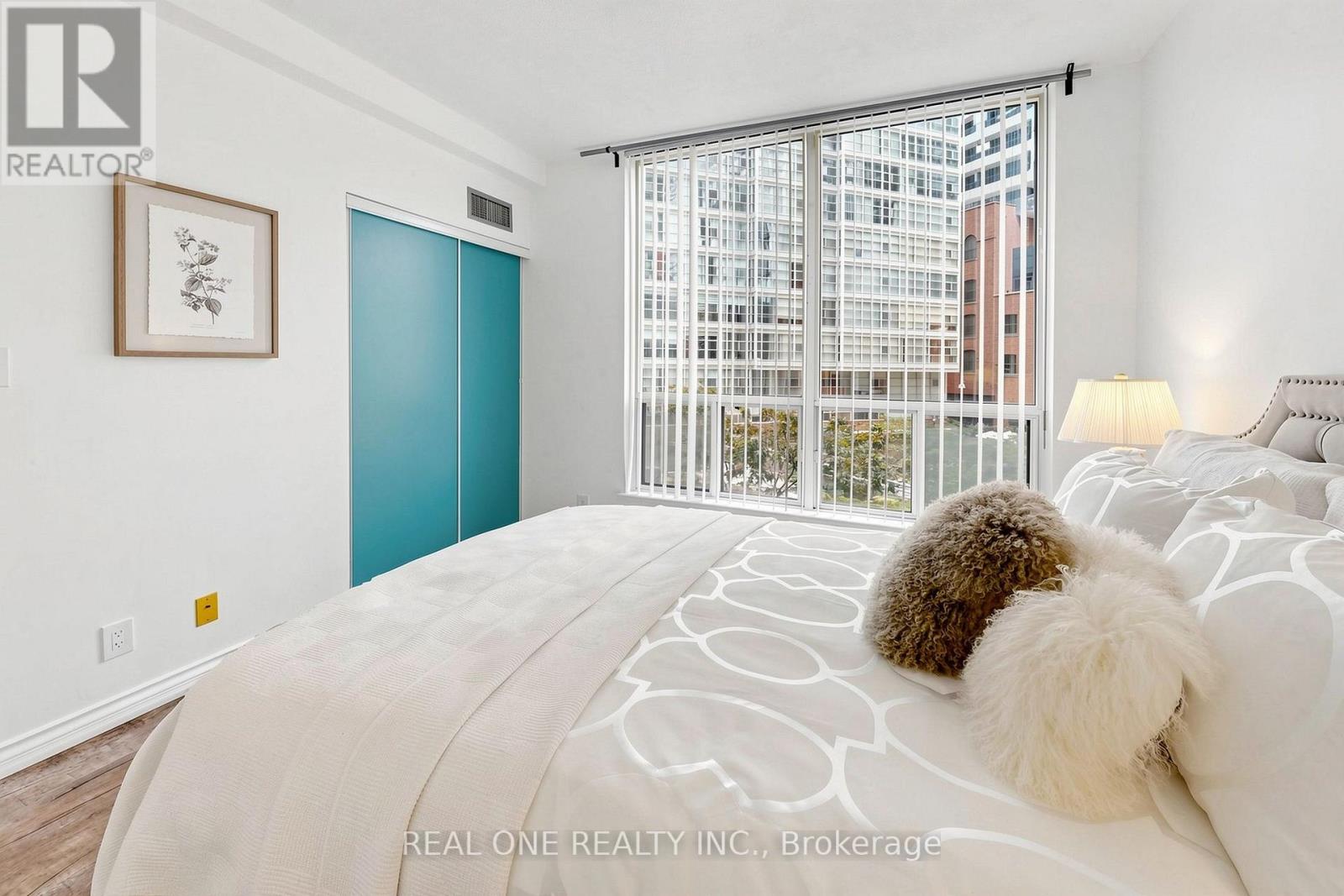 306 - 24 Wellesley Street W, Toronto, Ontario  M4Y 2X6 - Photo 31 - C13680310