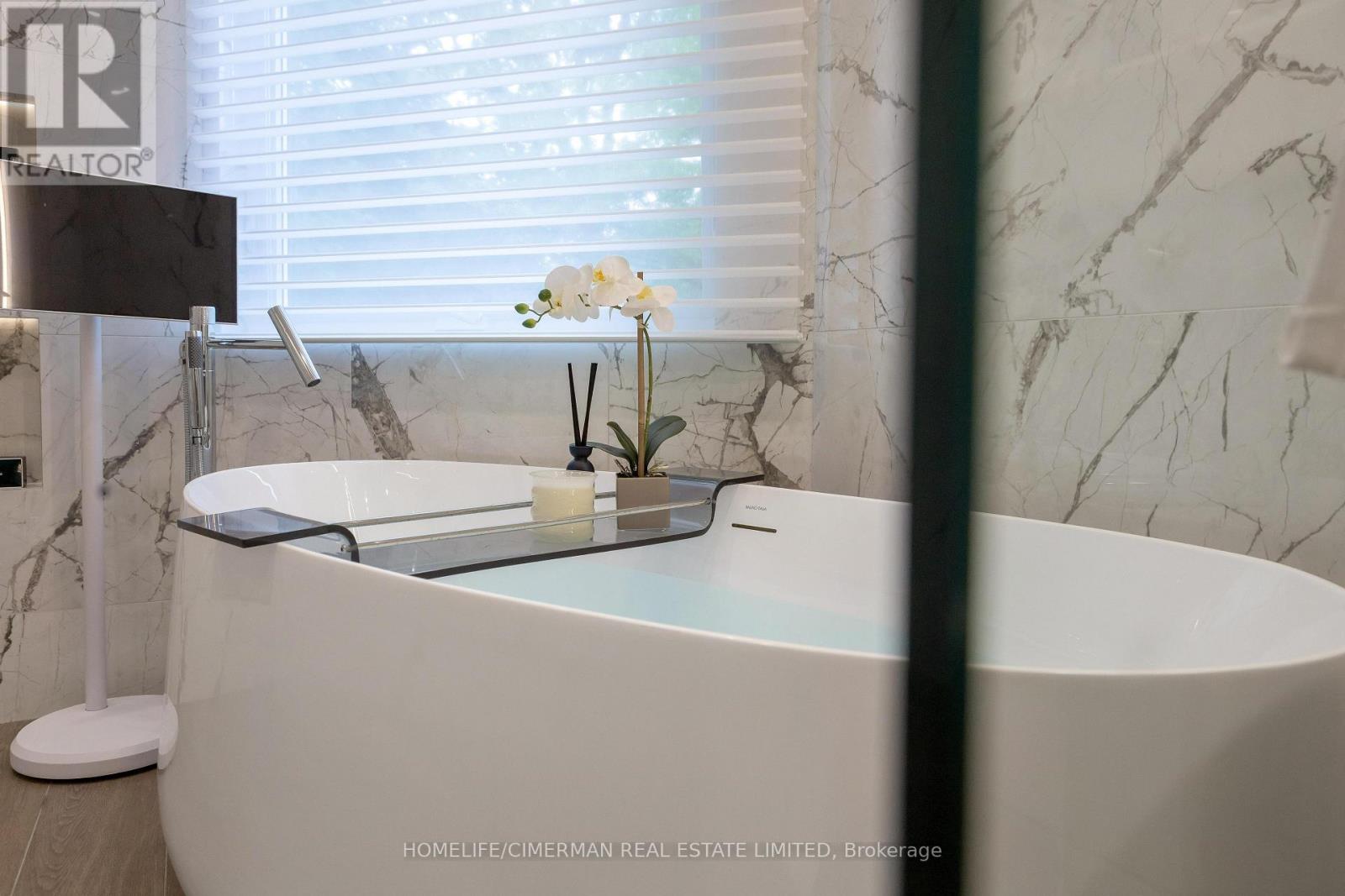 124 Lyndhurst Avenue, Toronto, Ontario  M5R 2Z9 - Photo 22 - C13680314