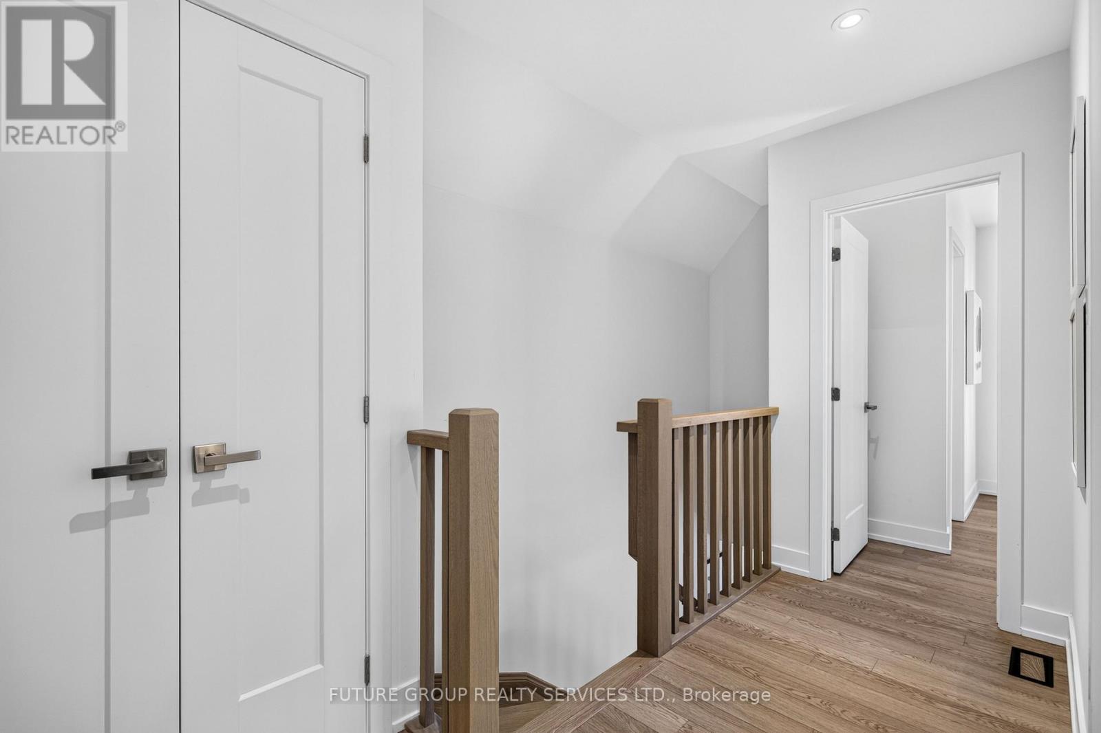 Unit 5 - 103 Cavell Avenue, Toronto, Ontario  M8V 1P5 - Photo 20 - W13680308