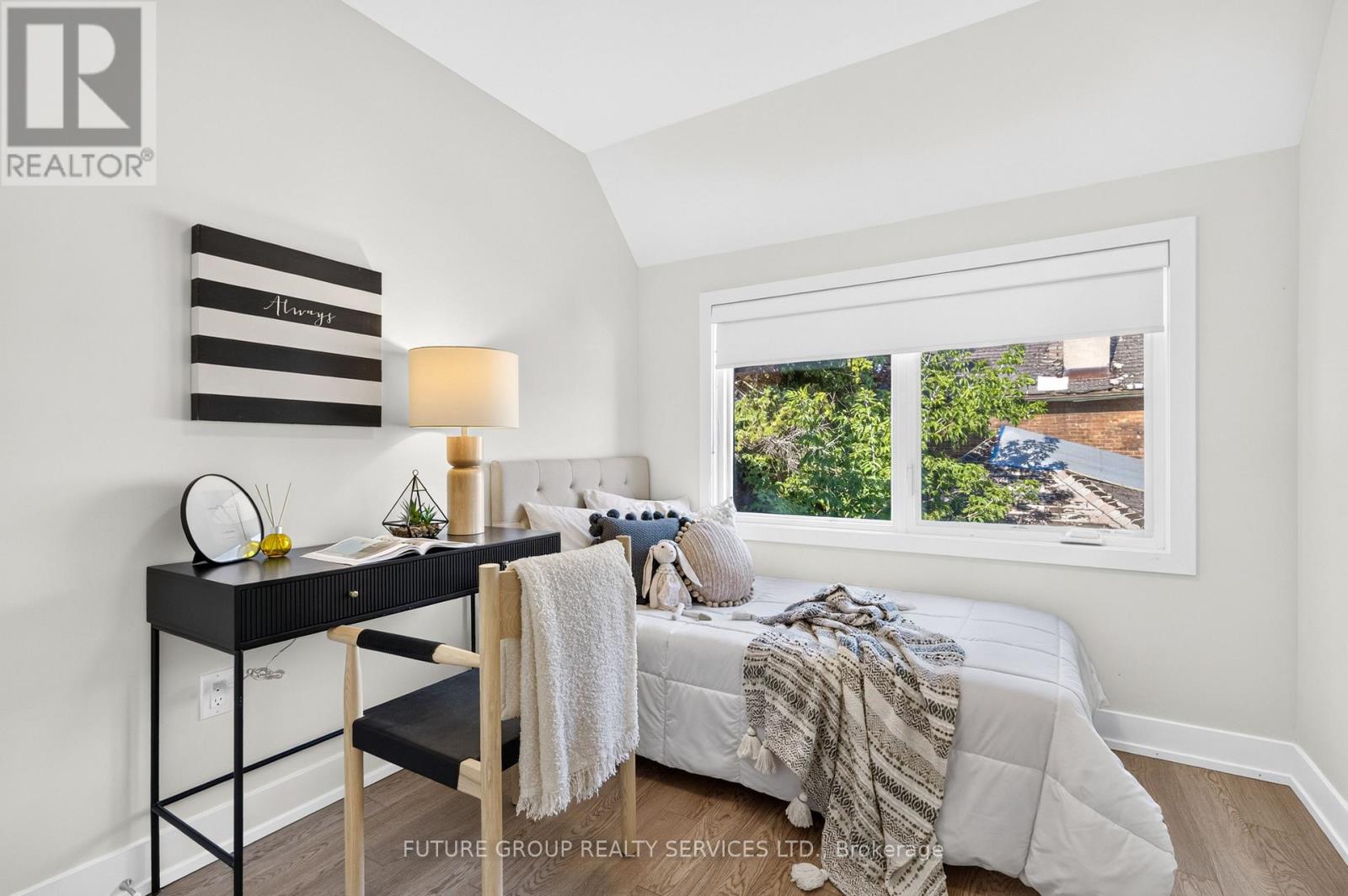 Unit 5 - 103 Cavell Avenue, Toronto, Ontario  M8V 1P5 - Photo 26 - W13680308