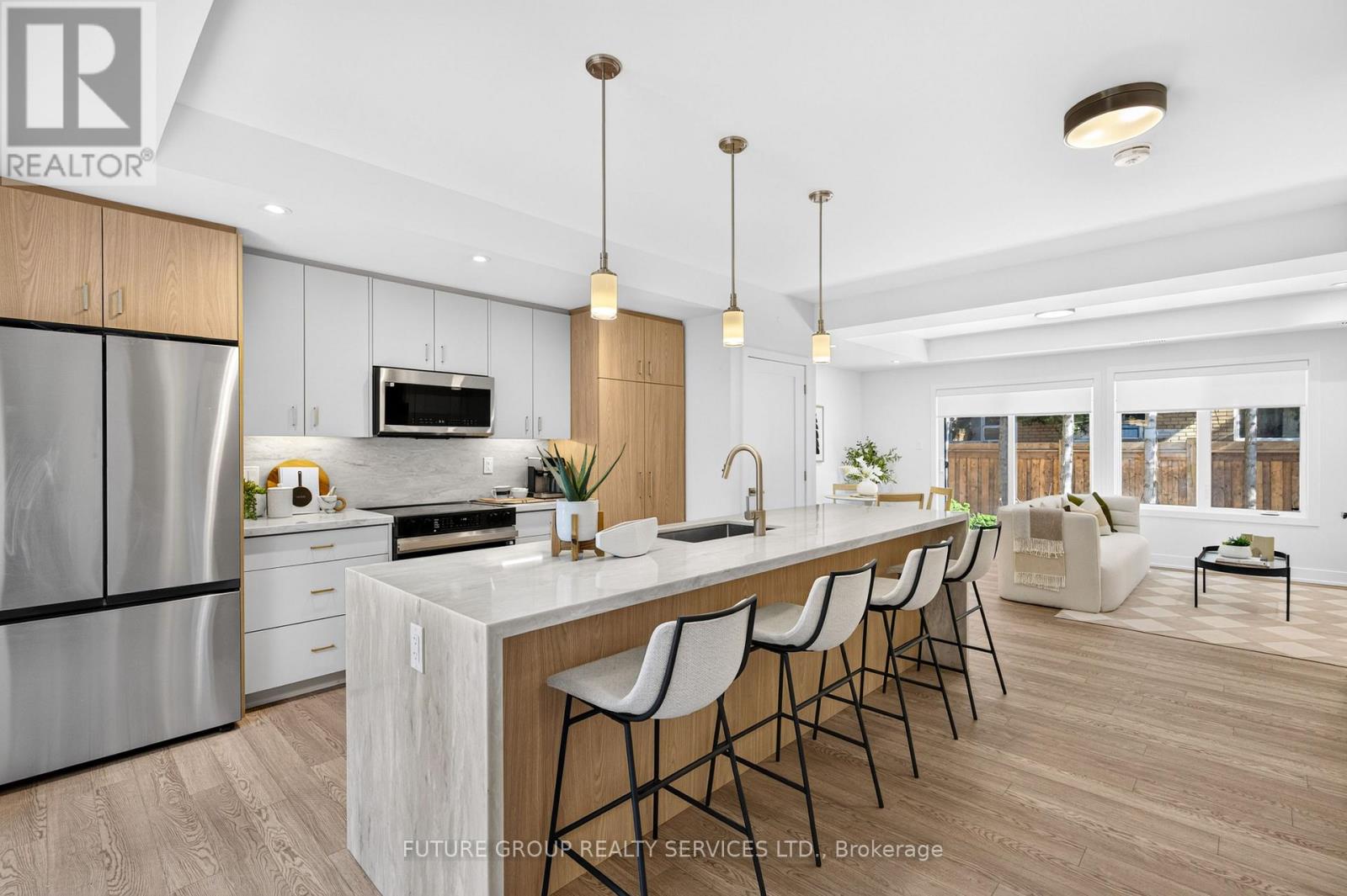 Unit 5 - 103 Cavell Avenue, Toronto, Ontario  M8V 1P5 - Photo 4 - W13680308