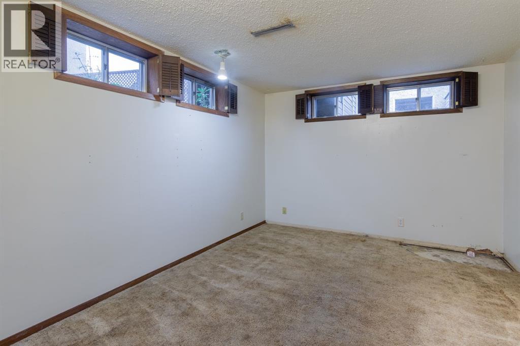 1813 21 Avenue N, Lethbridge, Alberta  T1H 4H3 - Photo 20 - A2337138