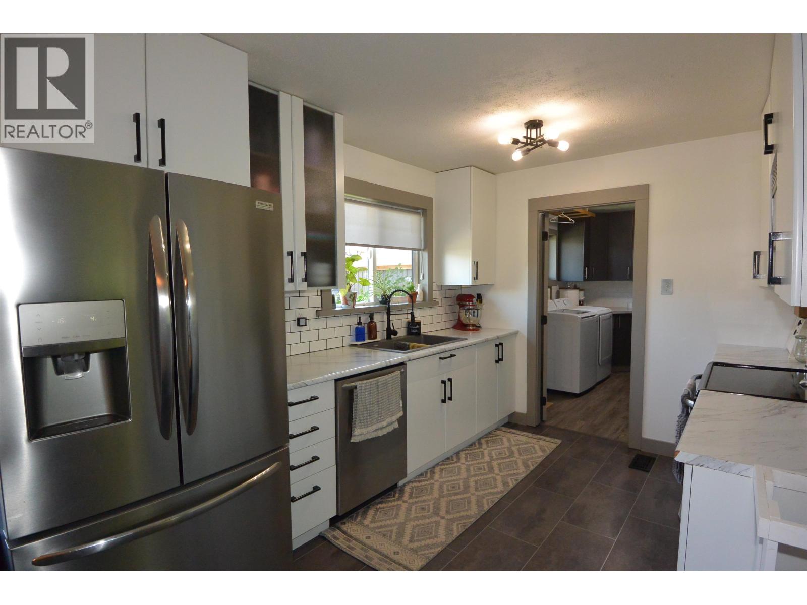 3457 15th Street, Houston, British Columbia  V0J 1Z0 - Photo 5 - R3156126