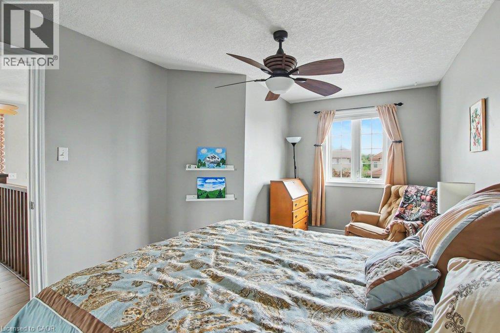 568 Robert Ferrie Drive, Kitchener, Ontario  N2P 2T8 - Photo 23 - 40855795