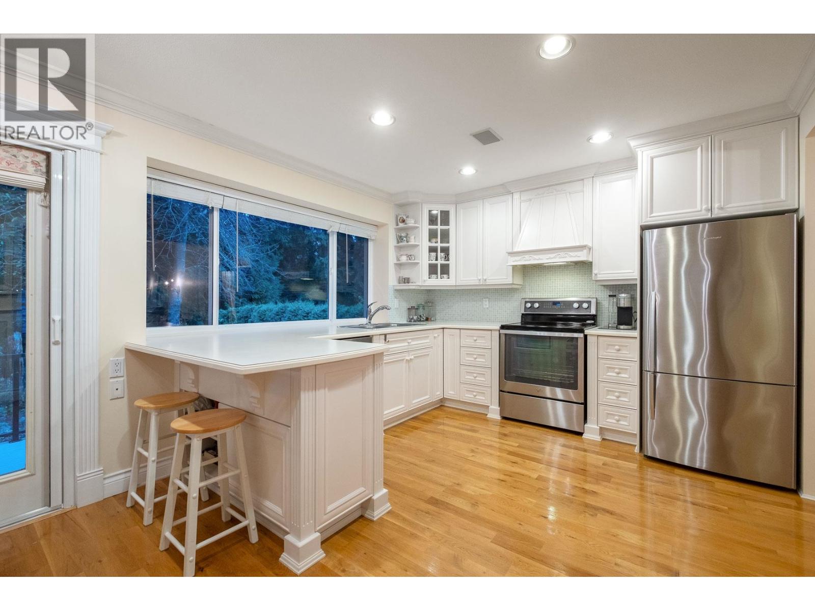 31 Arrow-Wood Place, Port Moody, British Columbia  V3H 4J1 - Photo 9 - R3155646
