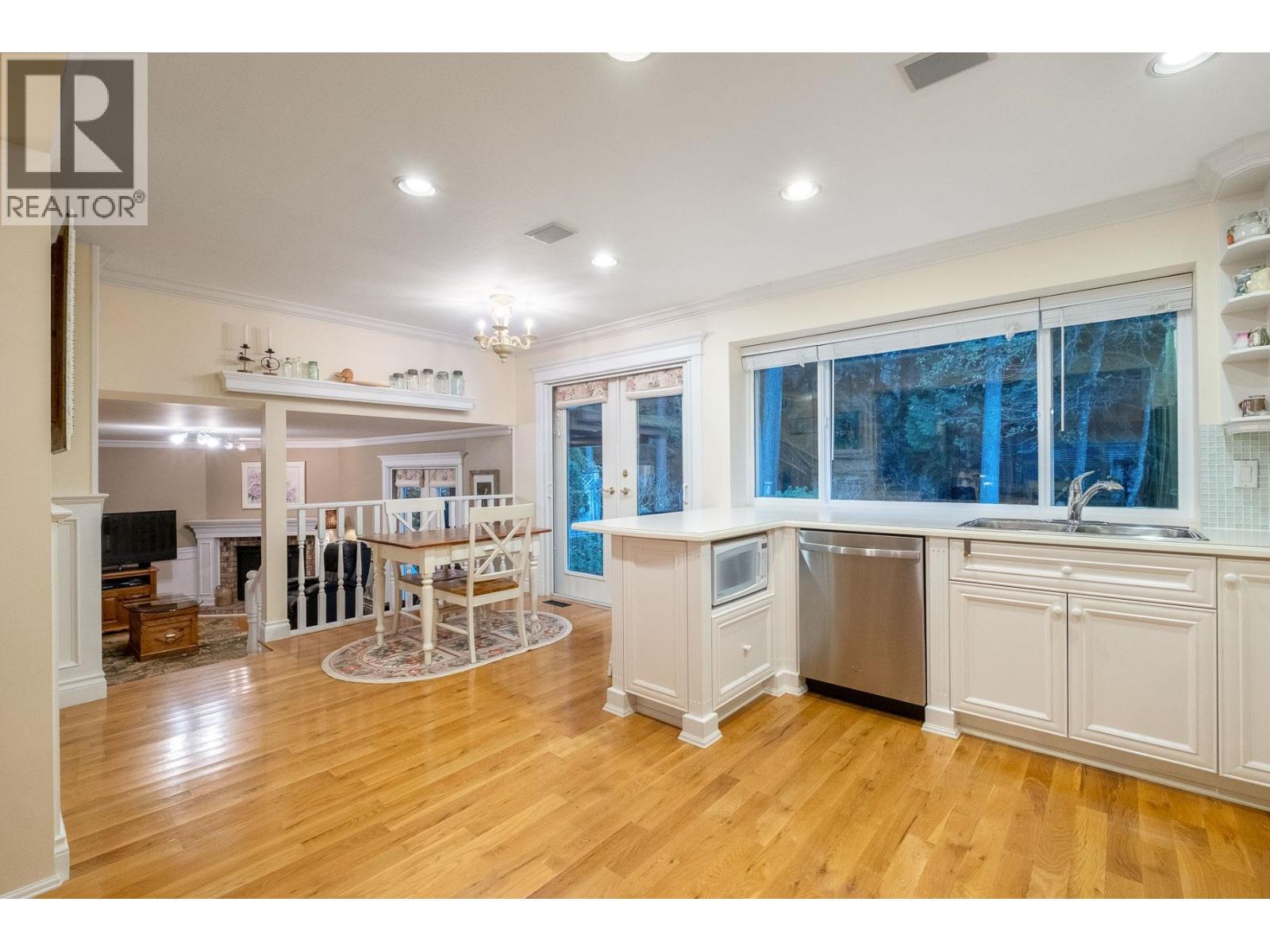 31 Arrow-Wood Place, Port Moody, British Columbia  V3H 4J1 - Photo 10 - R3155646
