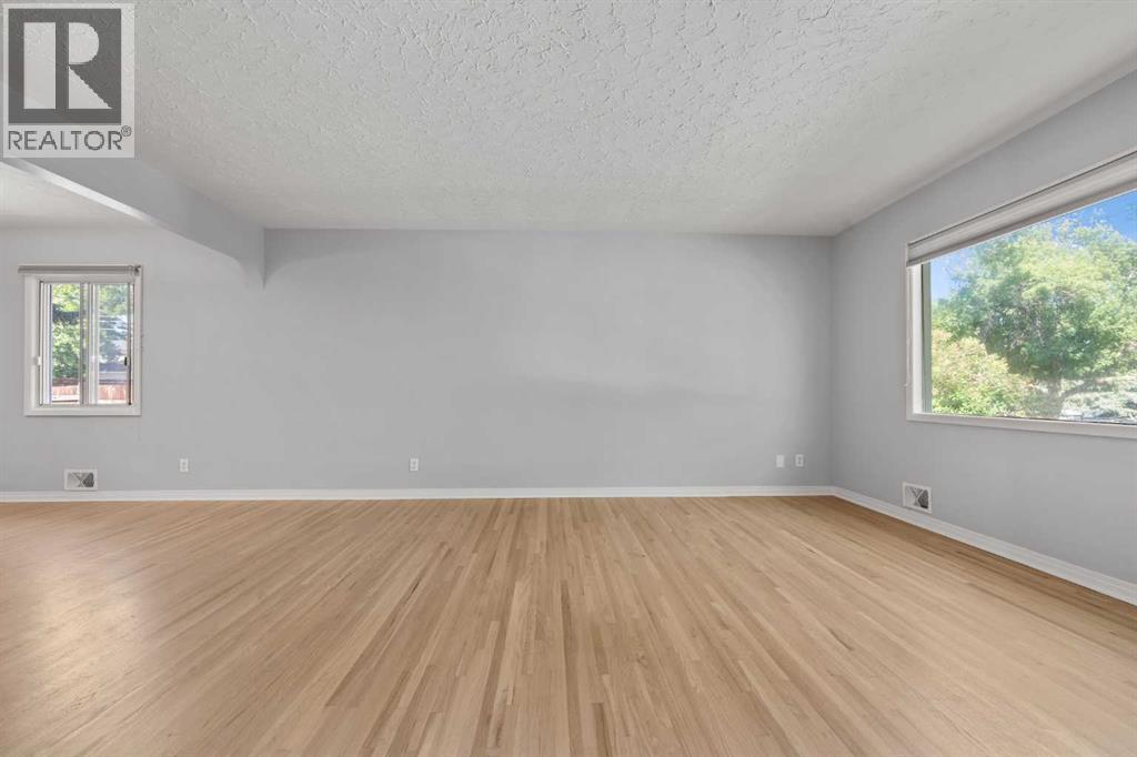 15 Hunter Street Nw, Calgary, Alberta  T2K 2B8 - Photo 10 - A2330026