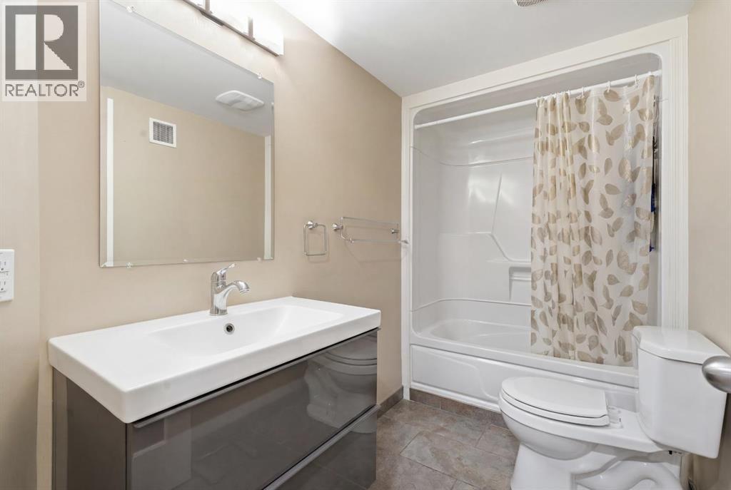 15 Hunter Street Nw, Calgary, Alberta  T2K 2B8 - Photo 31 - A2330026