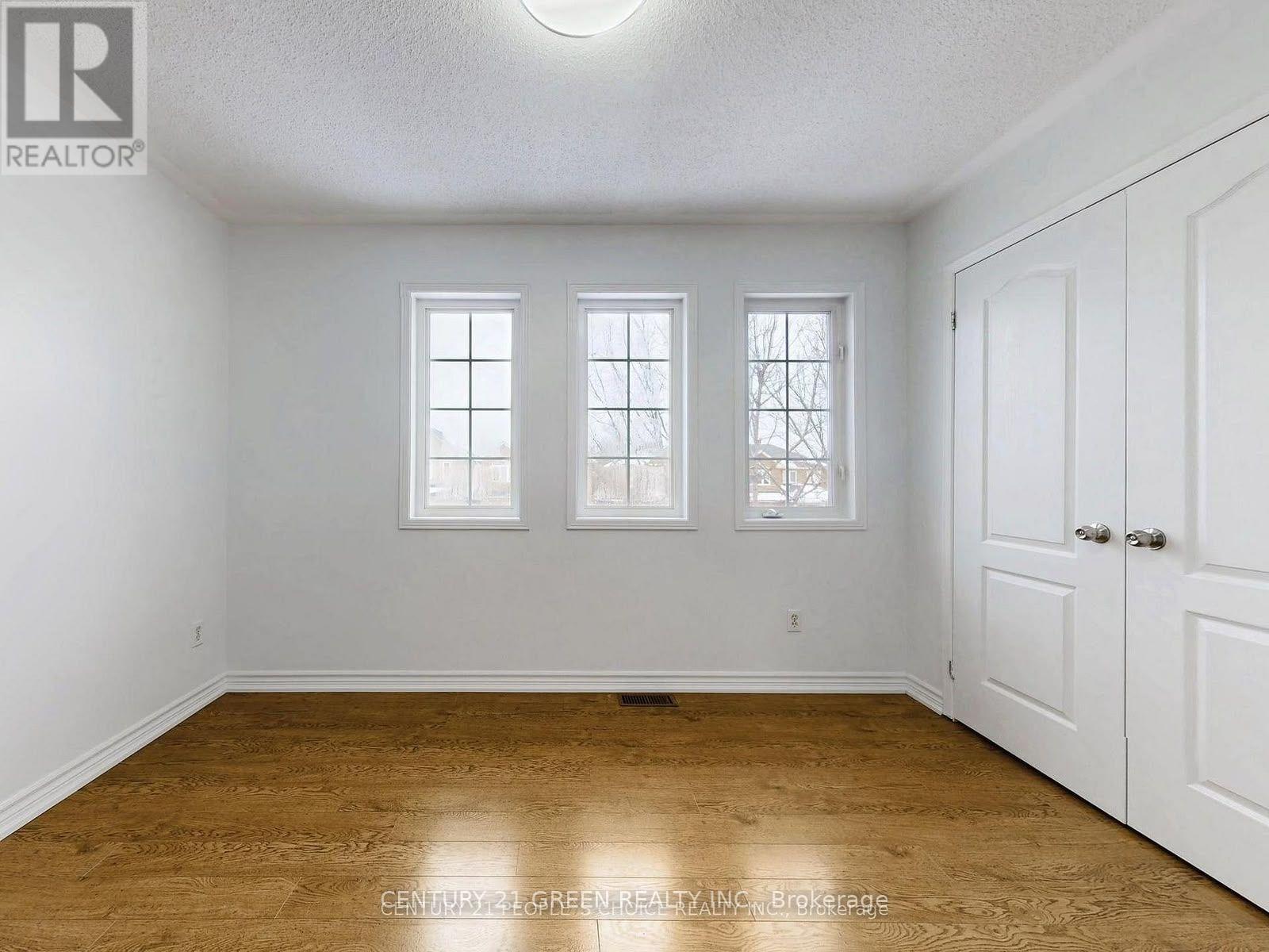 (Upper) - 3253 Bruzan Crescent, Mississauga, Ontario  L5N 8E7 - Photo 11 - W13680324