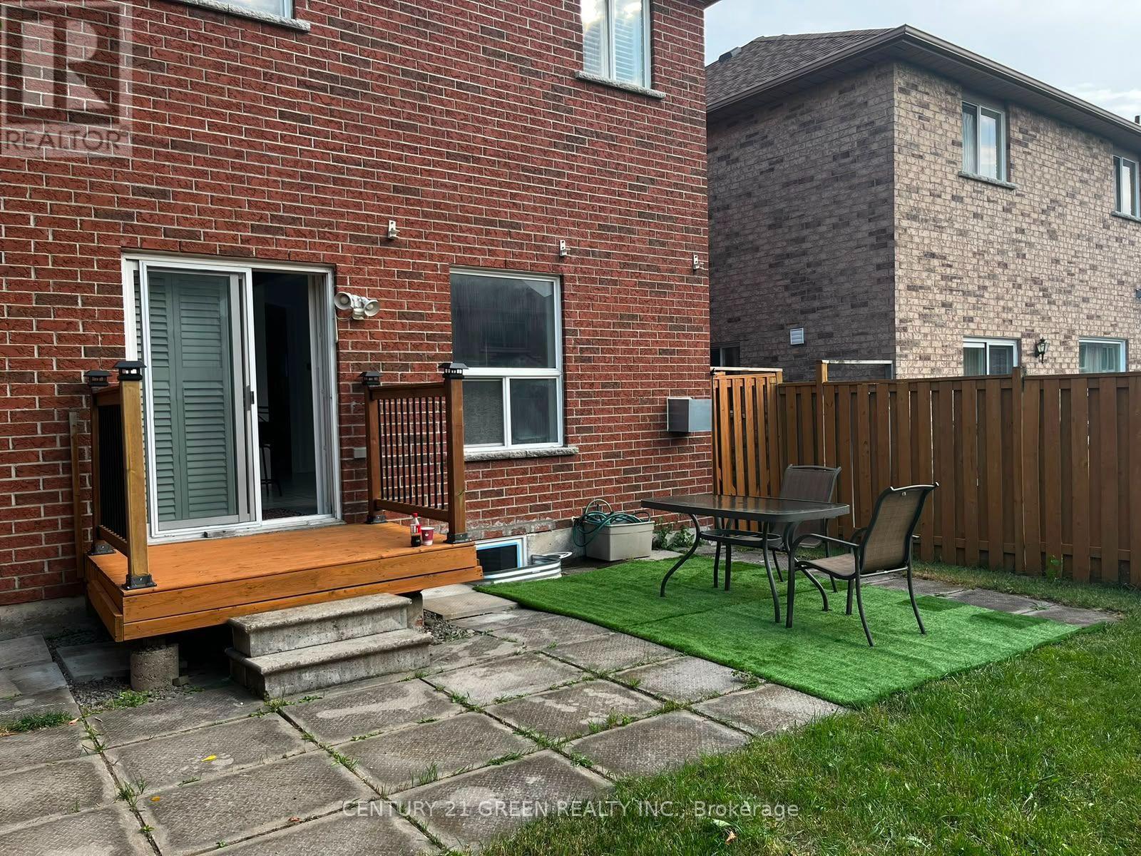 (Upper) - 3253 Bruzan Crescent, Mississauga, Ontario  L5N 8E7 - Photo 3 - W13680324