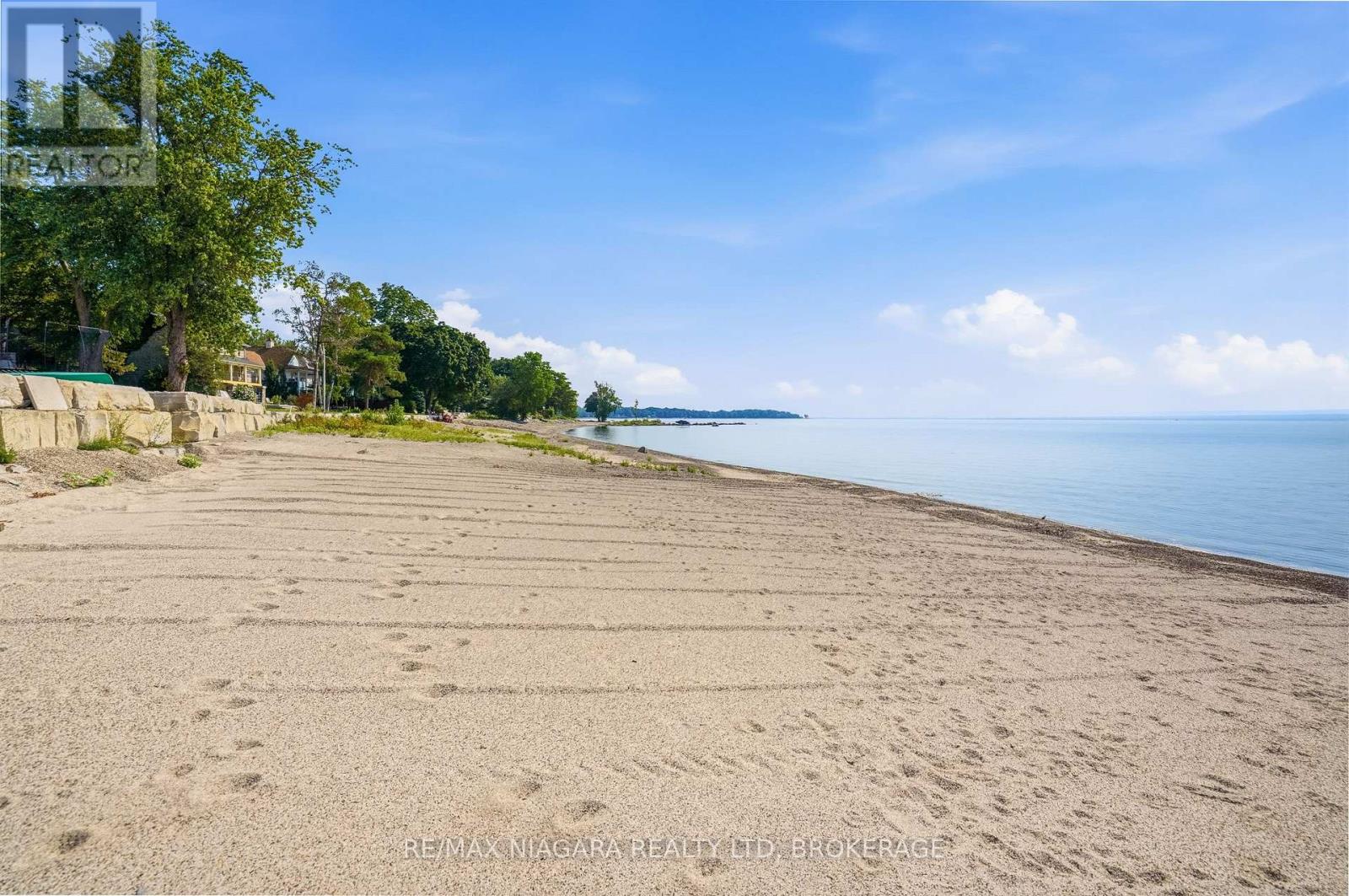 3585 Yacht Harbour Road, Fort Erie, Ontario  L0S 1N0 - Photo 48 - X12949060