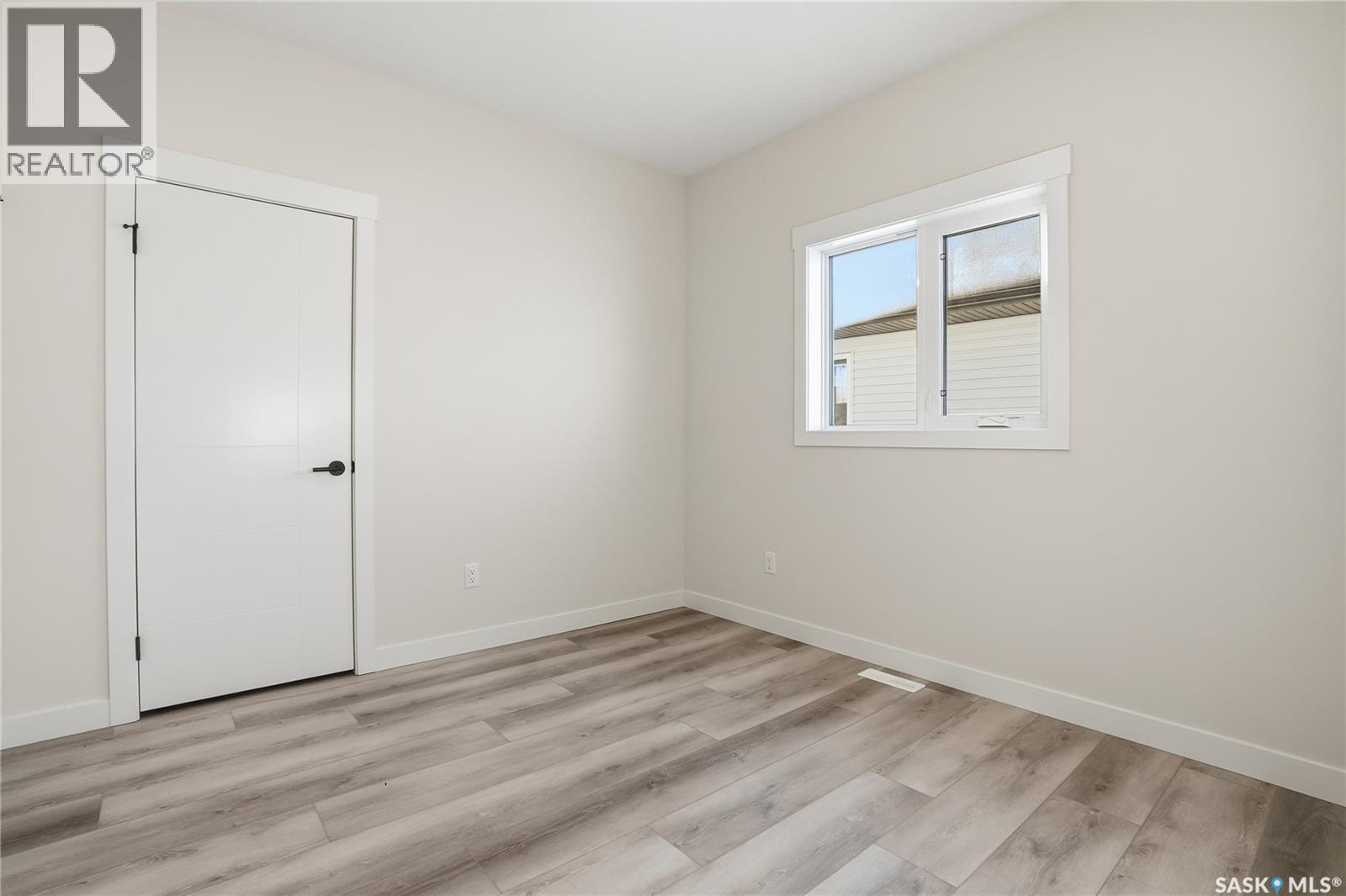 820 Ballesteros Crescent, Warman, Saskatchewan  S0K 4S0 - Photo 35 - SK045725