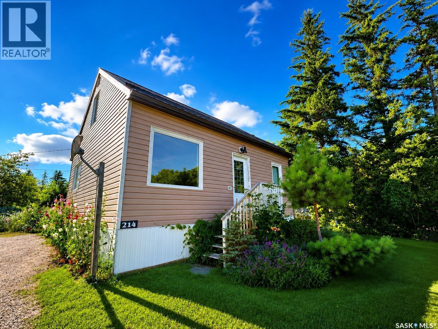 214 Bates Street, Earl Grey, Saskatchewan  S0G 0J5 - Photo 2 - SK045477
