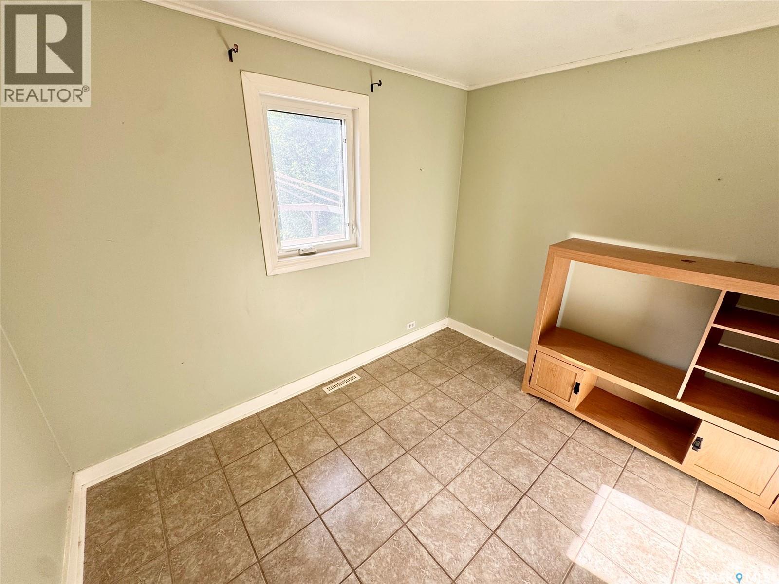 214 Bates Street, Earl Grey, Saskatchewan  S0G 0J5 - Photo 7 - SK045477