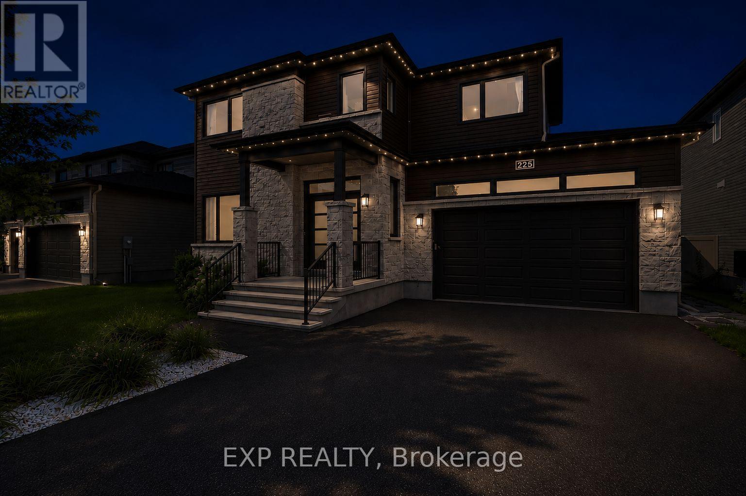 225 Sunset Crescent, Russell, Ontario K4R 0E5 - Photo 2 - X13680328