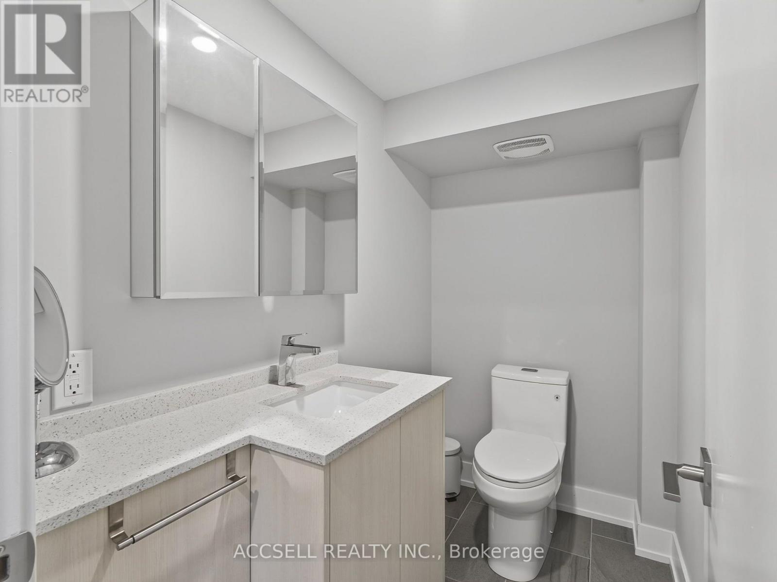 10 Sylla Avenue, Toronto, Ontario  M1R 4W7 - Photo 25 - E13674136