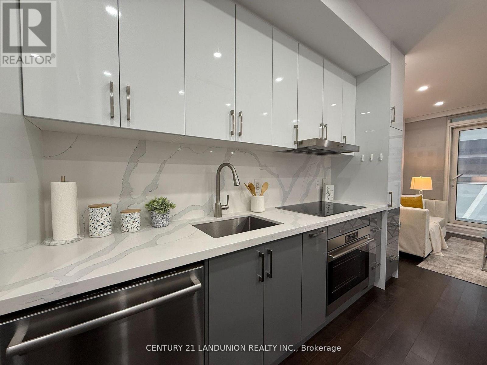 1508 - 1 Bloor Street E, Toronto, Ontario  M4W 0A8 - Photo 4 - C13680334