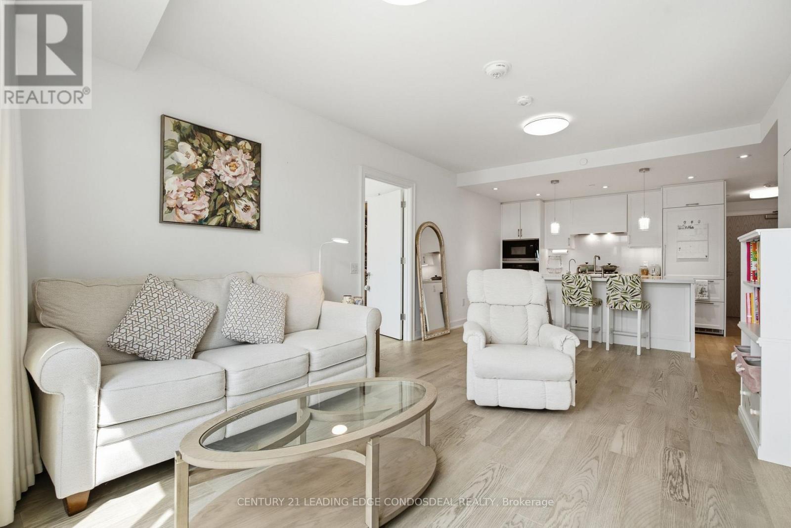 503 - 1 Strathgowan Avenue, Toronto, Ontario  M4N 0B3 - Photo 17 - C13680348