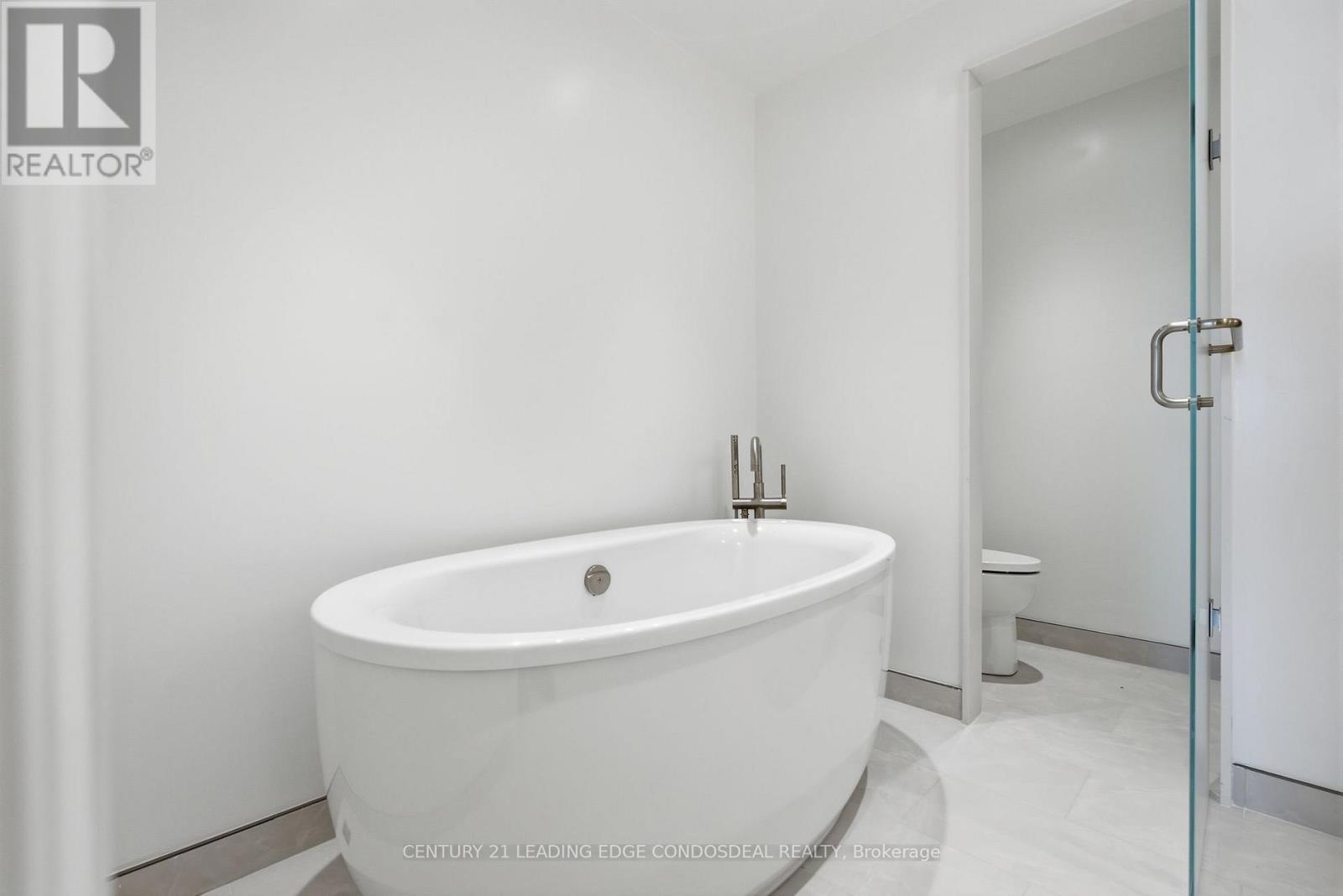 503 - 1 Strathgowan Avenue, Toronto, Ontario  M4N 0B3 - Photo 26 - C13680348