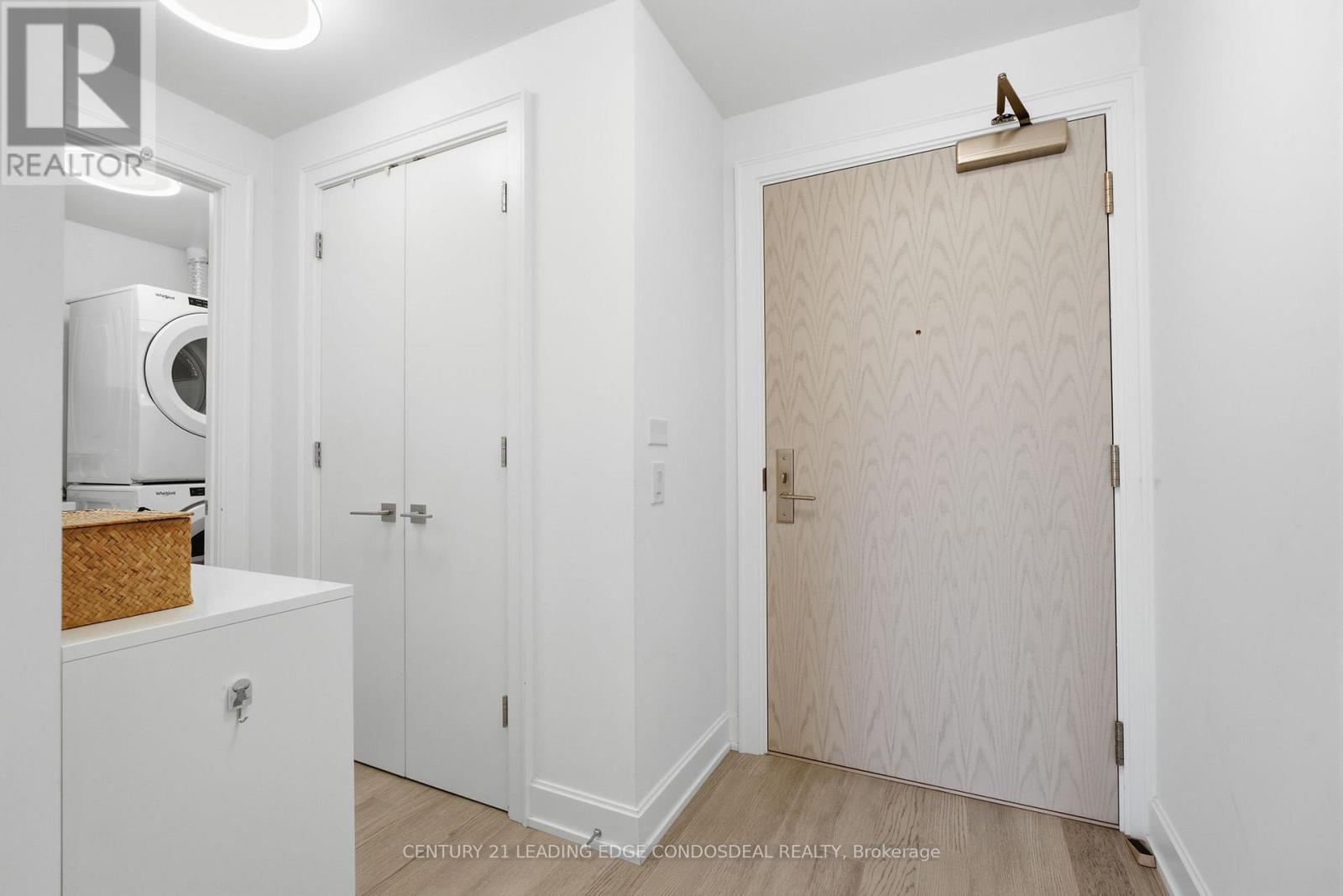 503 - 1 Strathgowan Avenue, Toronto, Ontario  M4N 0B3 - Photo 6 - C13680348