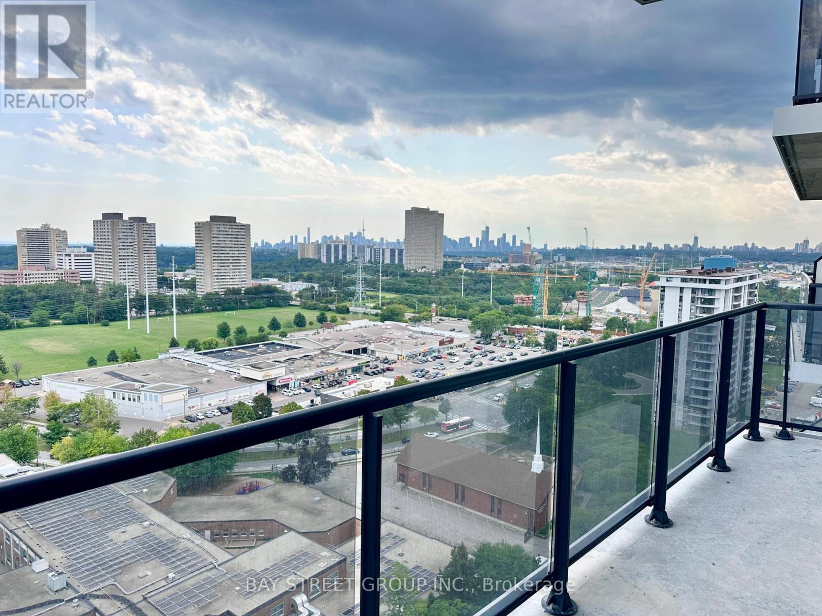 1909 - 15 David Salomon Drive, Toronto, Ontario  M3C 1E7 - Photo 8 - C13680356